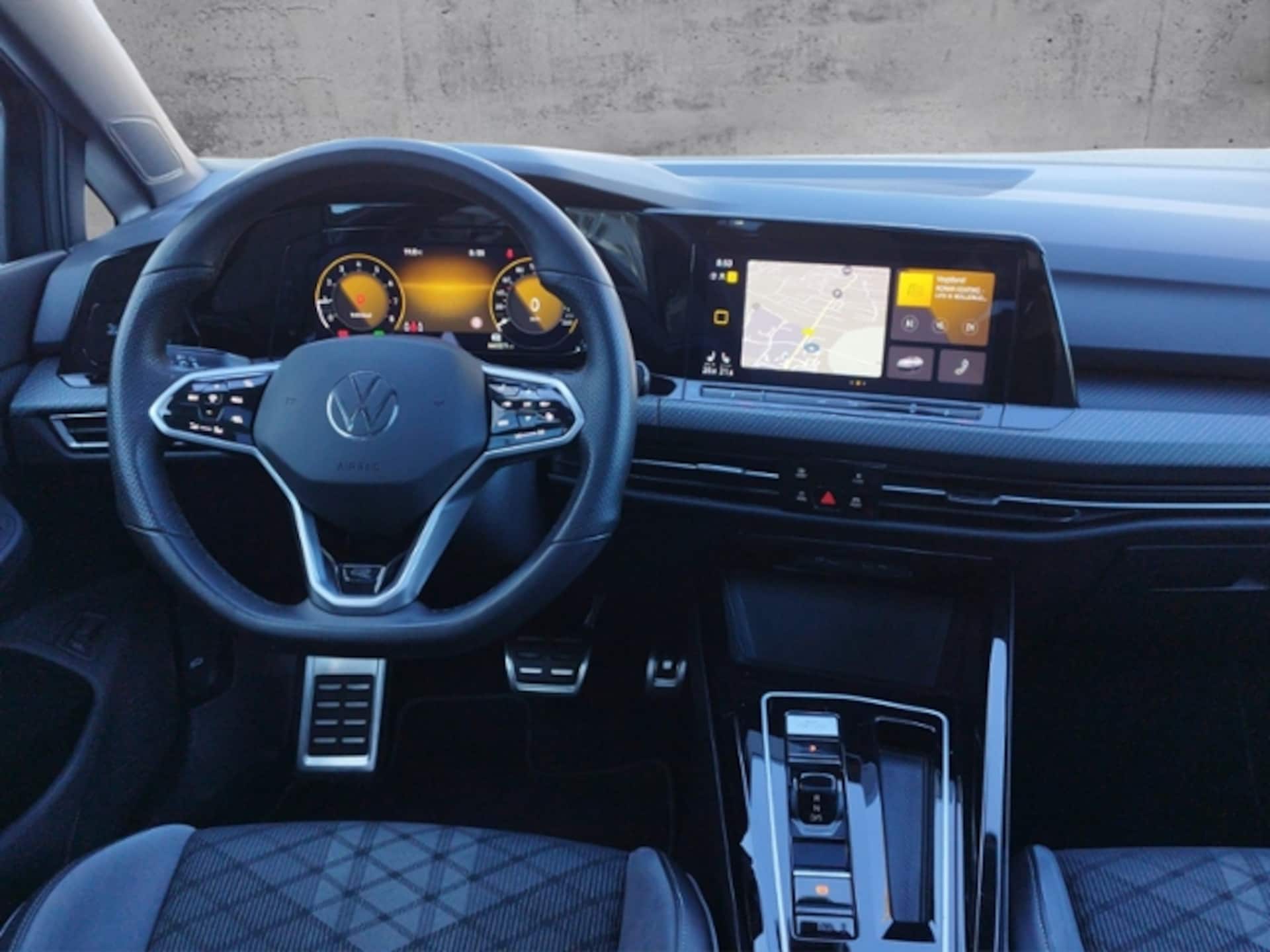 Volkswagen Golf Variant R-Line