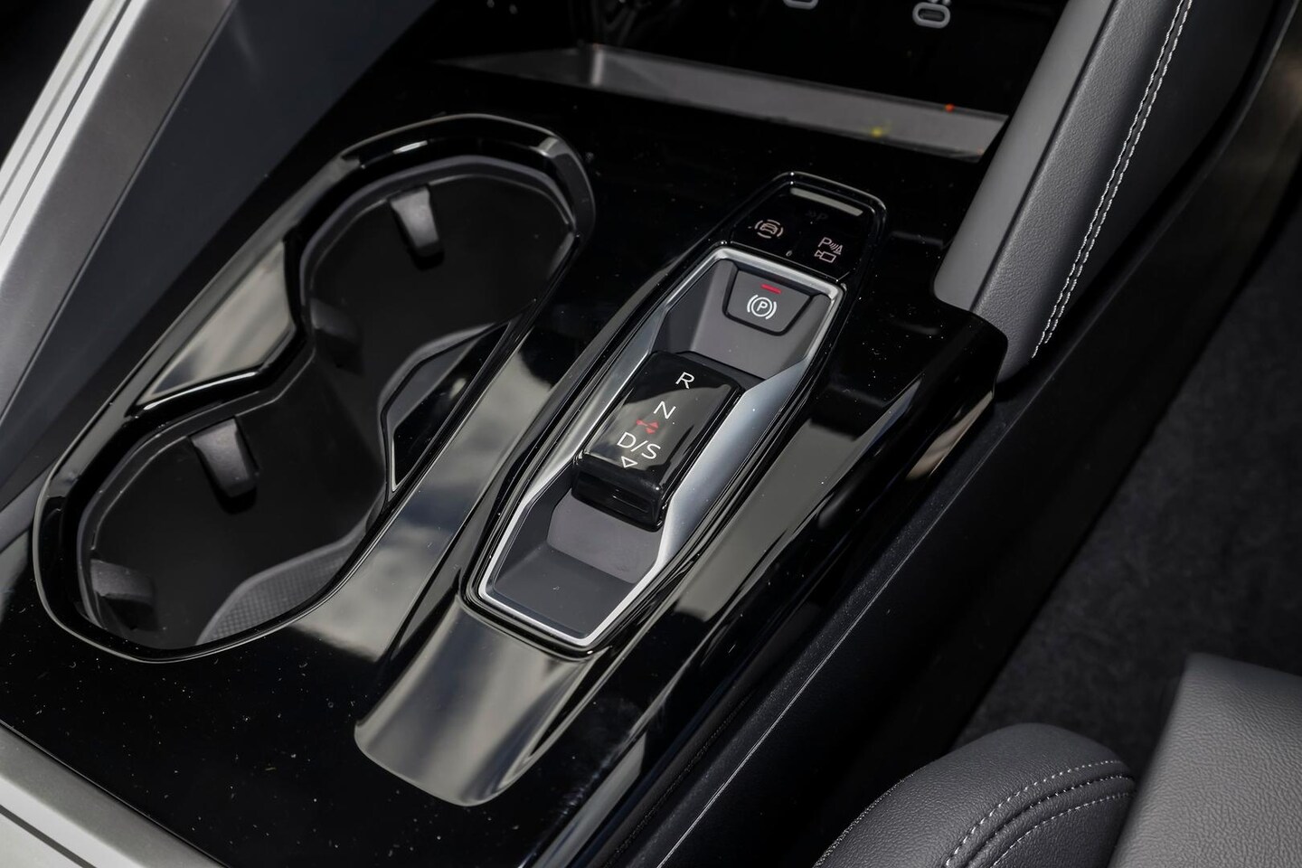 Image about Audi Q5 Sportback e-hybrid quattro S tronic