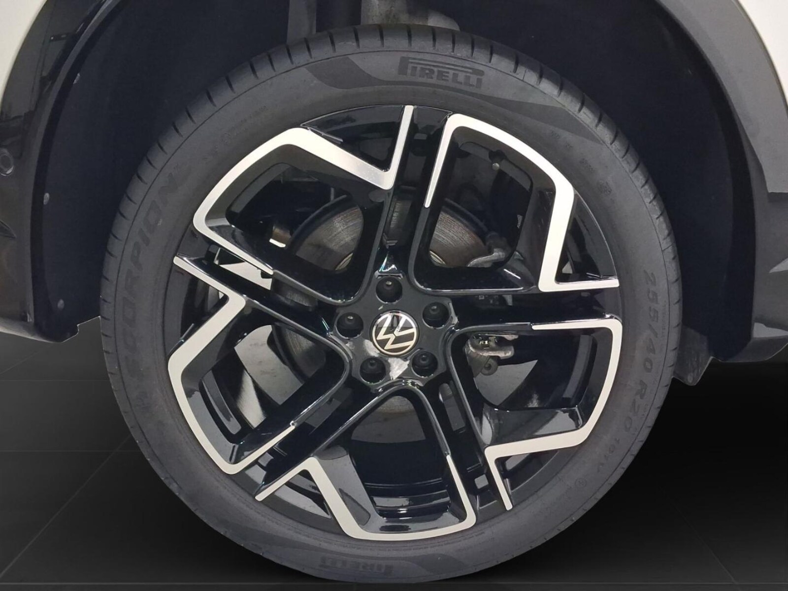 Volkswagen Tiguan – Bild 7