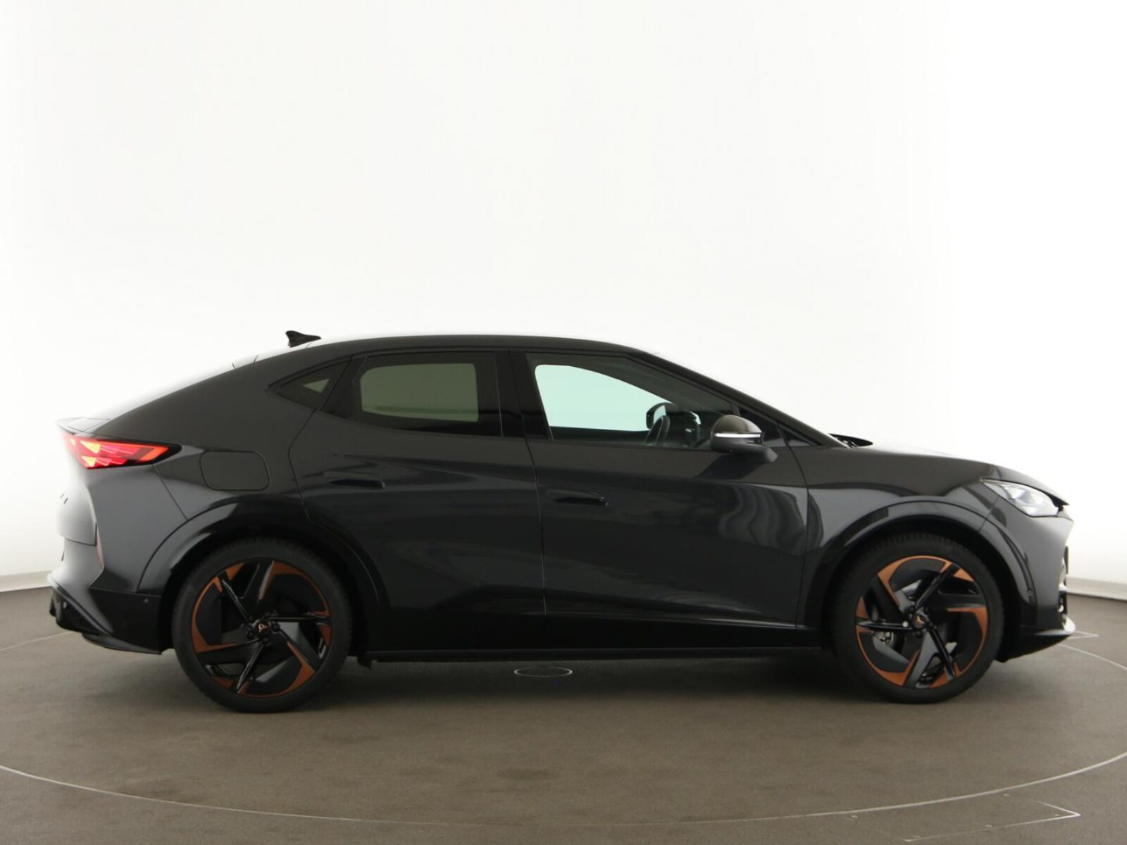CUPRA Tavascan – Bild 8