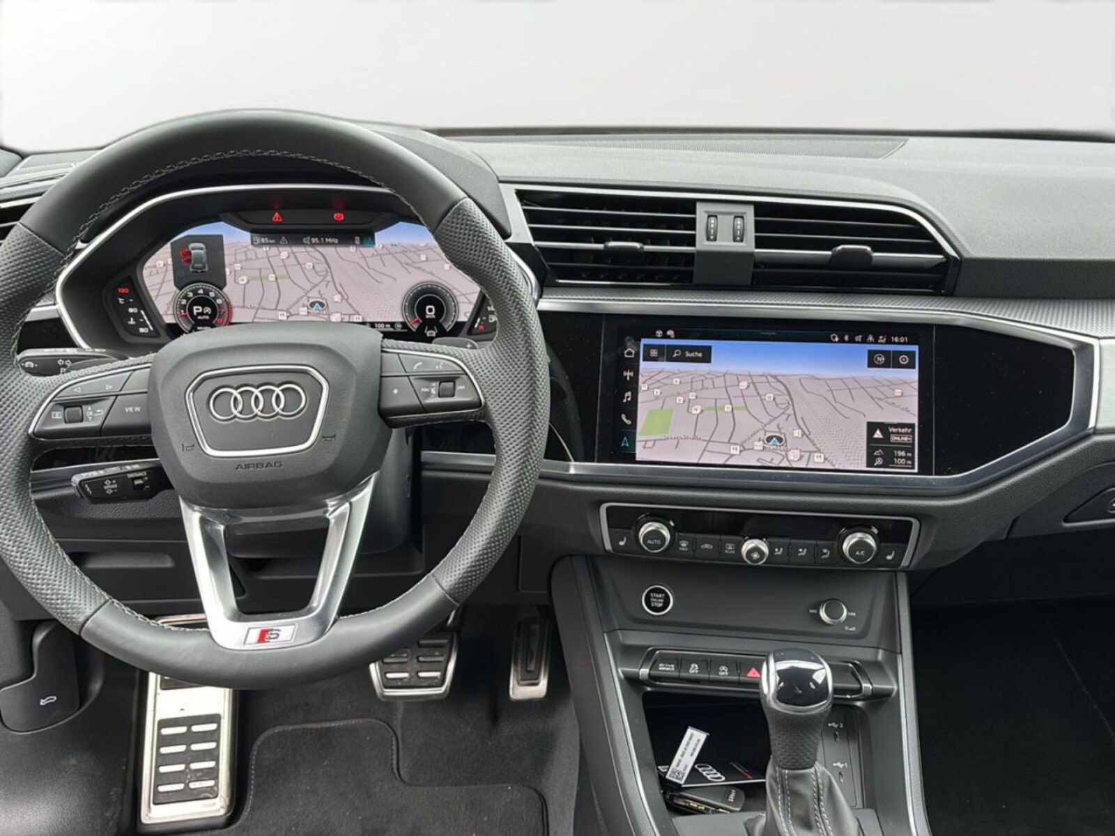 Audi Q3 – Bild 13