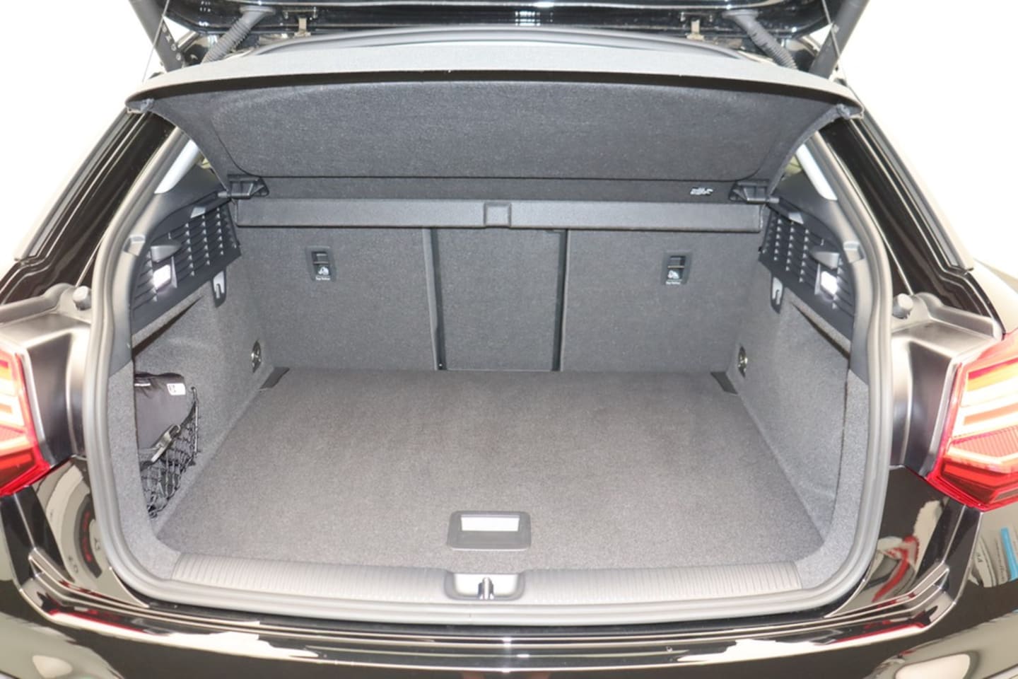 Bild über Audi Q2 S line 35 TFSI 110(150) kW(PS) S tronic - für weitere Informationen kontaktieren Sie den Audi Partner