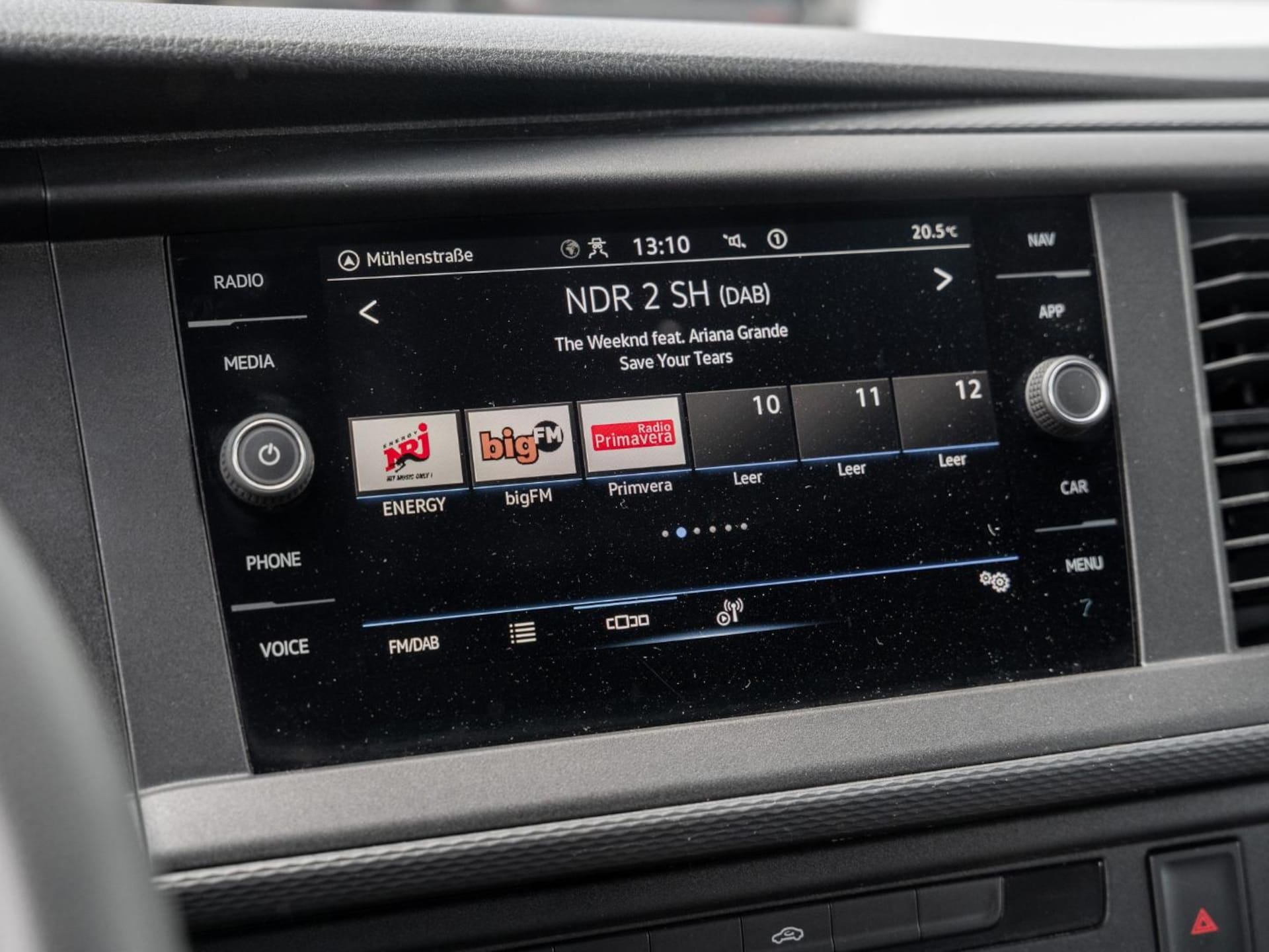 Volkswagen T6.1 Transporter Kasten langer Radstand