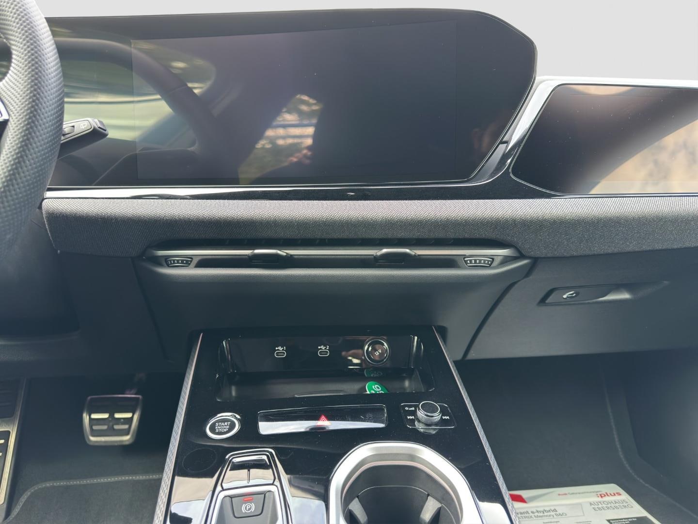 Bild über Audi A6 Avant e-hybrid e-hybrid quattro 220 kW S tronic - für weitere Informationen kontaktieren Sie den Audi Partner