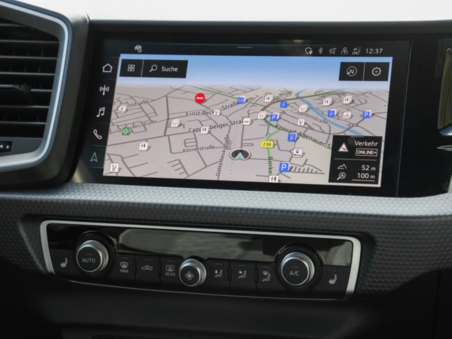 Bild über Audi A1 Sportback S line 35 TFSI S tronic - für weitere Informationen kontaktieren Sie den Audi Partner