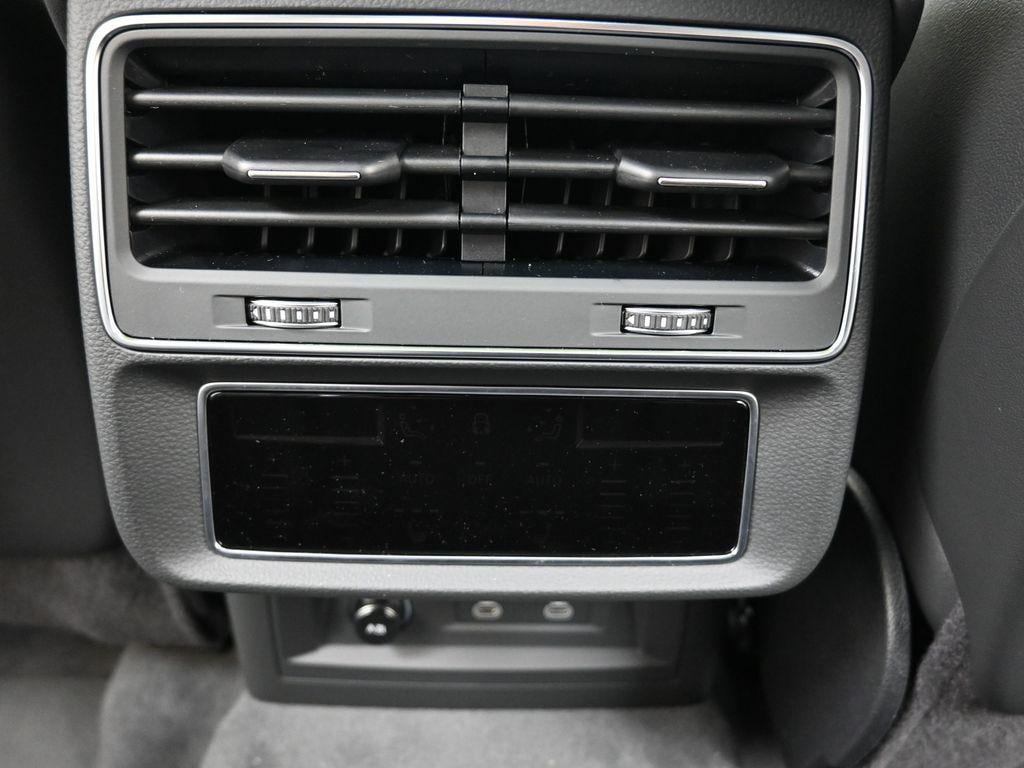 2026 Audi Q8 Premium Plus - Photo 17