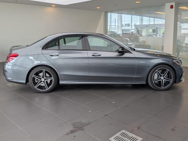 2017 Mercedes-Benz