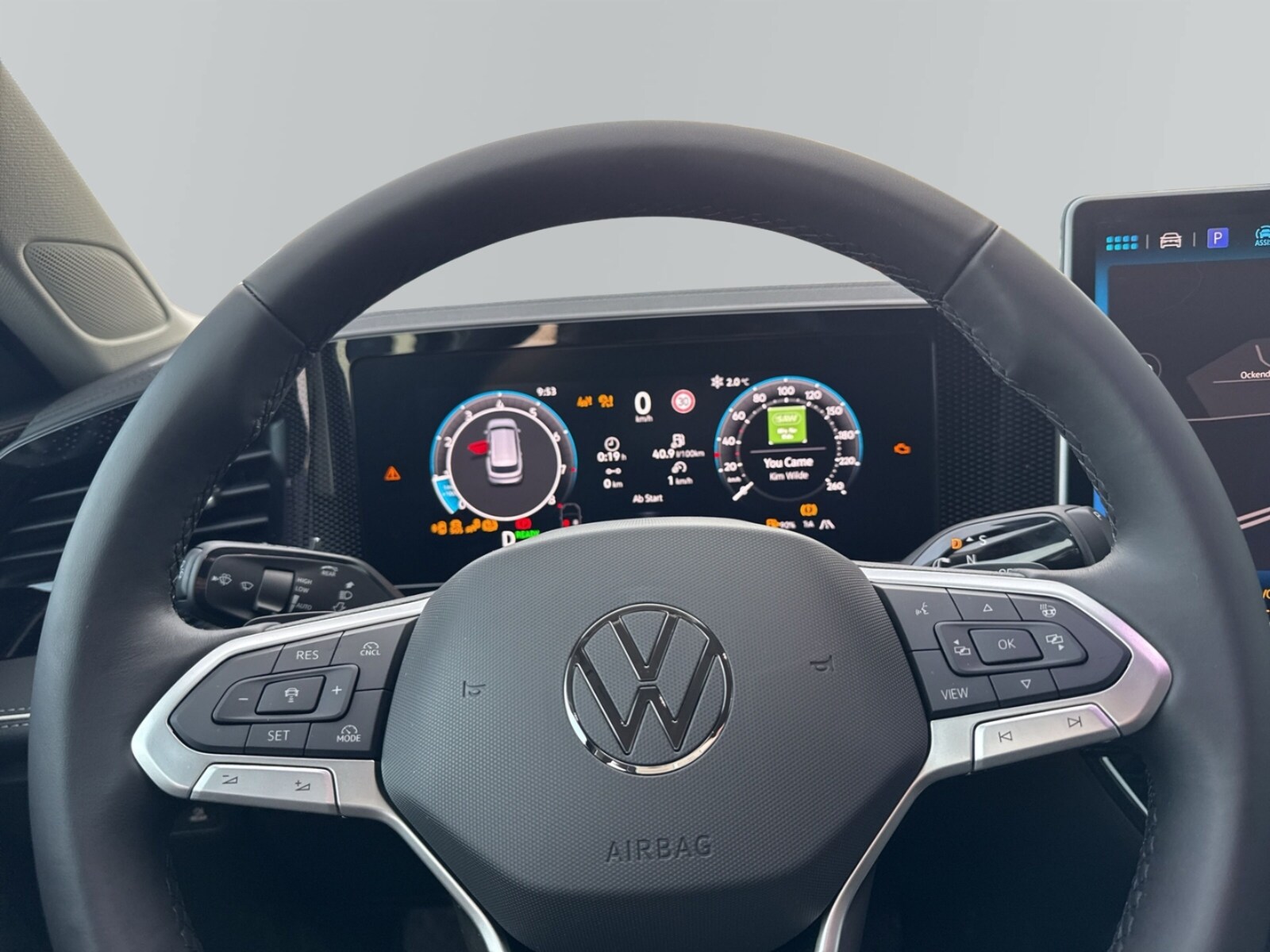 Volkswagen Passat – Bild 12