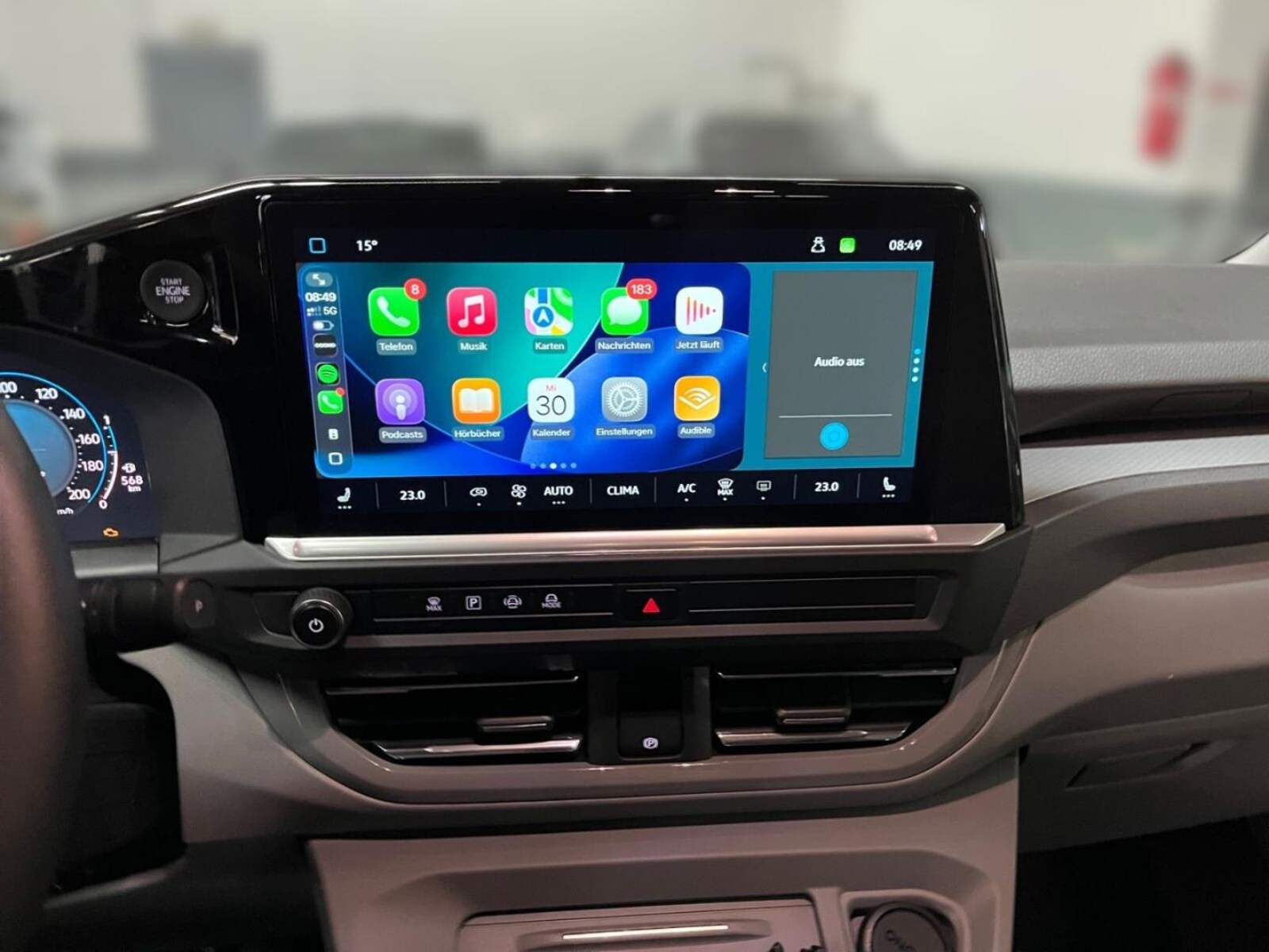 Volkswagen Caravelle – Bild 9