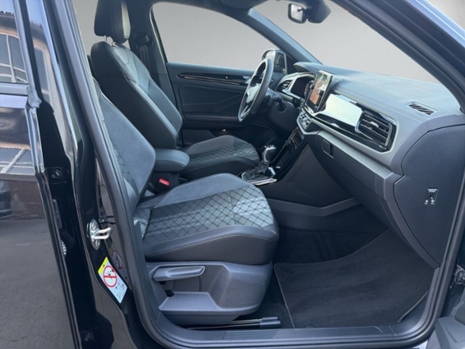 Volkswagen T-Roc – Bild 11
