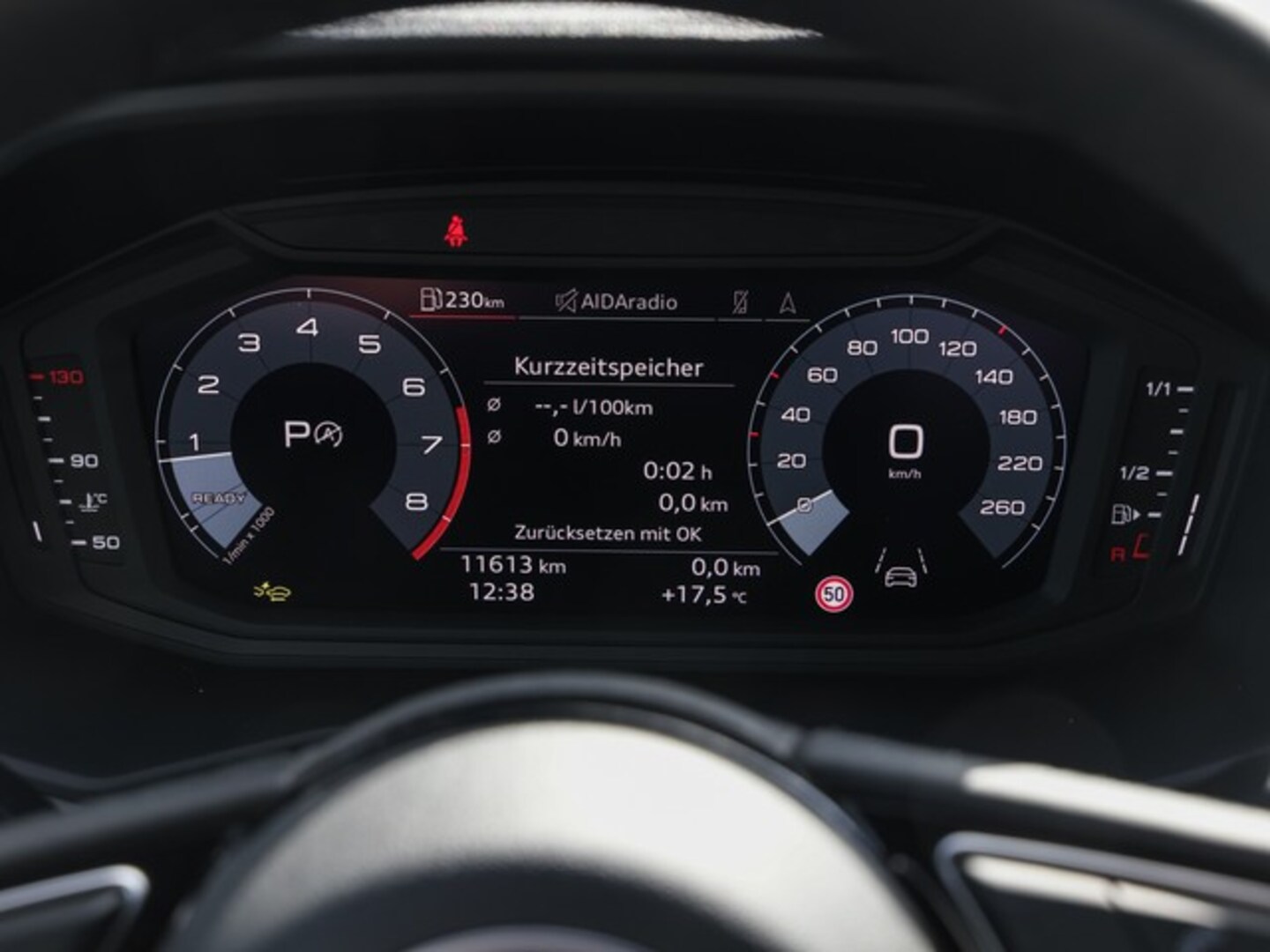 Bild über Audi A1 Sportback S line 35 TFSI S tronic - für weitere Informationen kontaktieren Sie den Audi Partner
