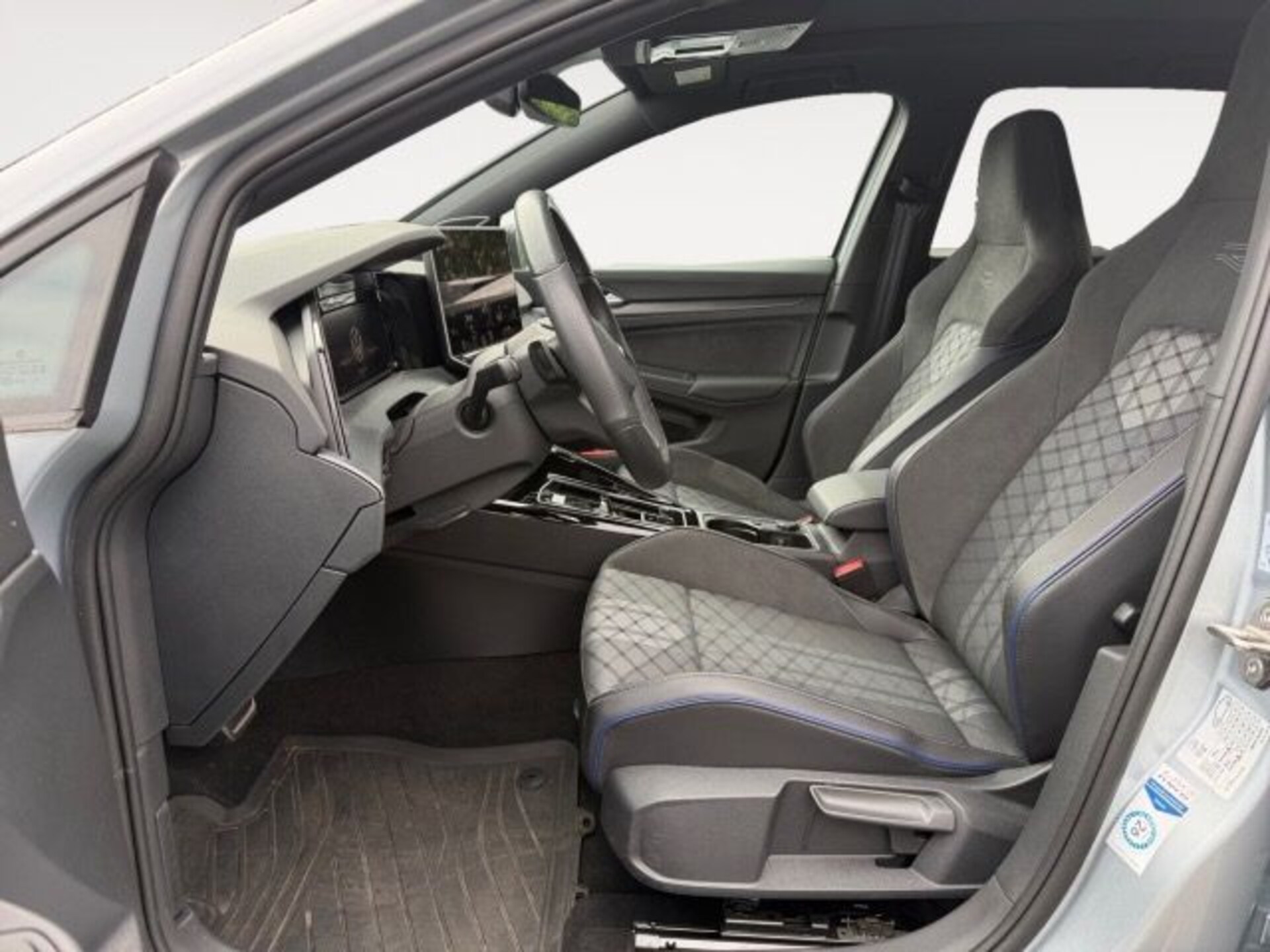 Volkswagen Golf Variant R-Line