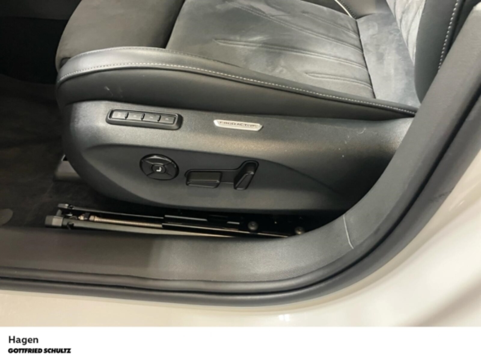 Volkswagen Passat – Bild 11