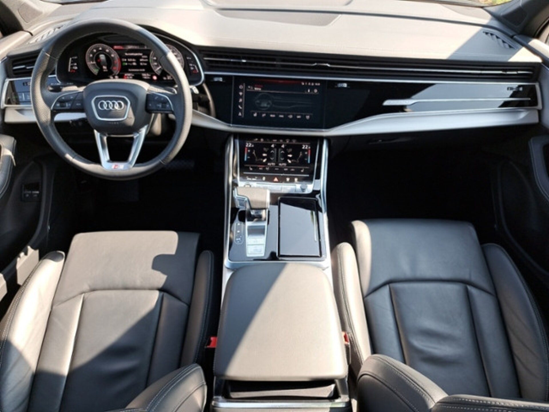 Audi Q7 SUV TFSI e S line