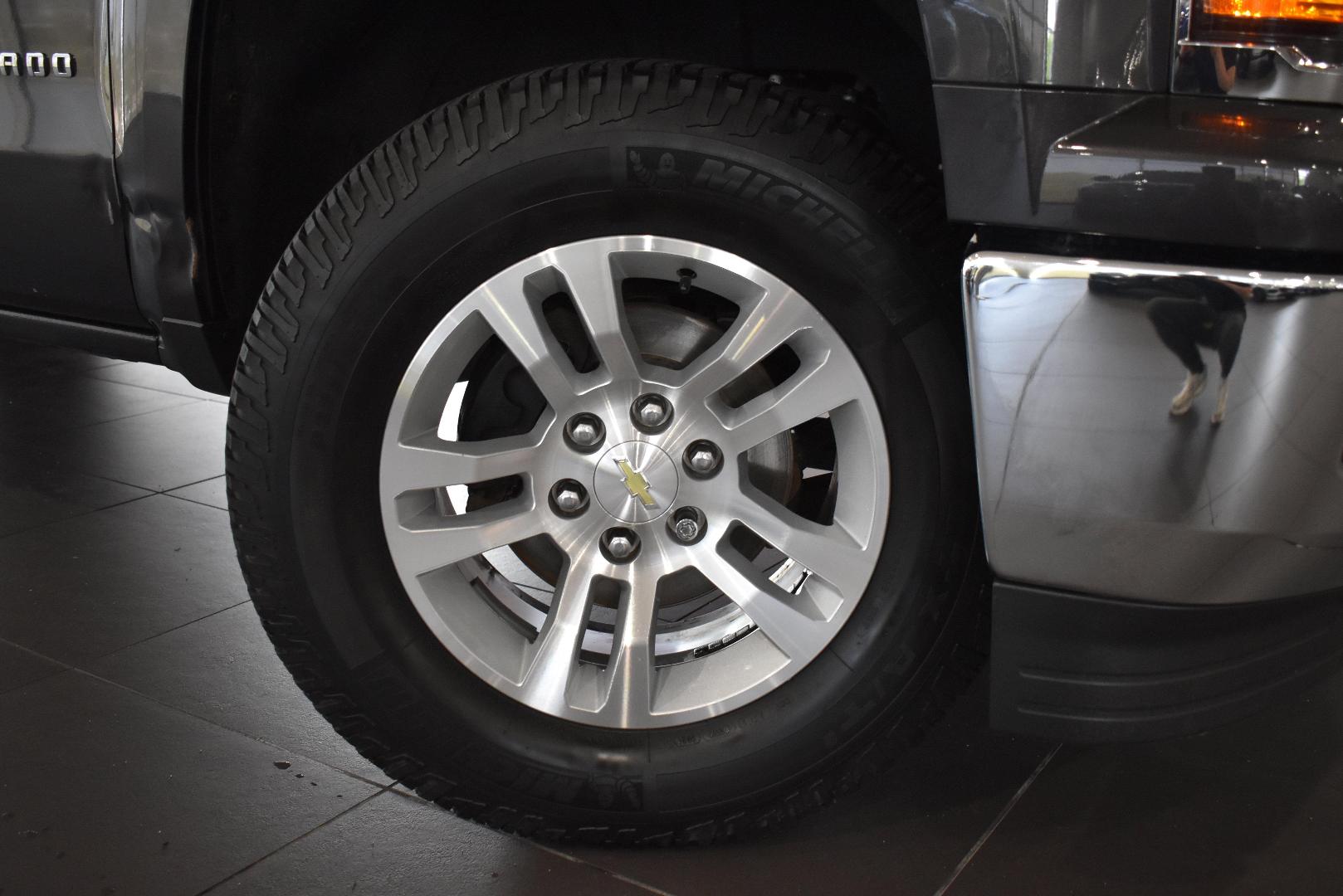Used 2014 Chevrolet Silverado 1500 LT with VIN 1GCRCREC3EZ358296 for sale in Morton Grove, IL