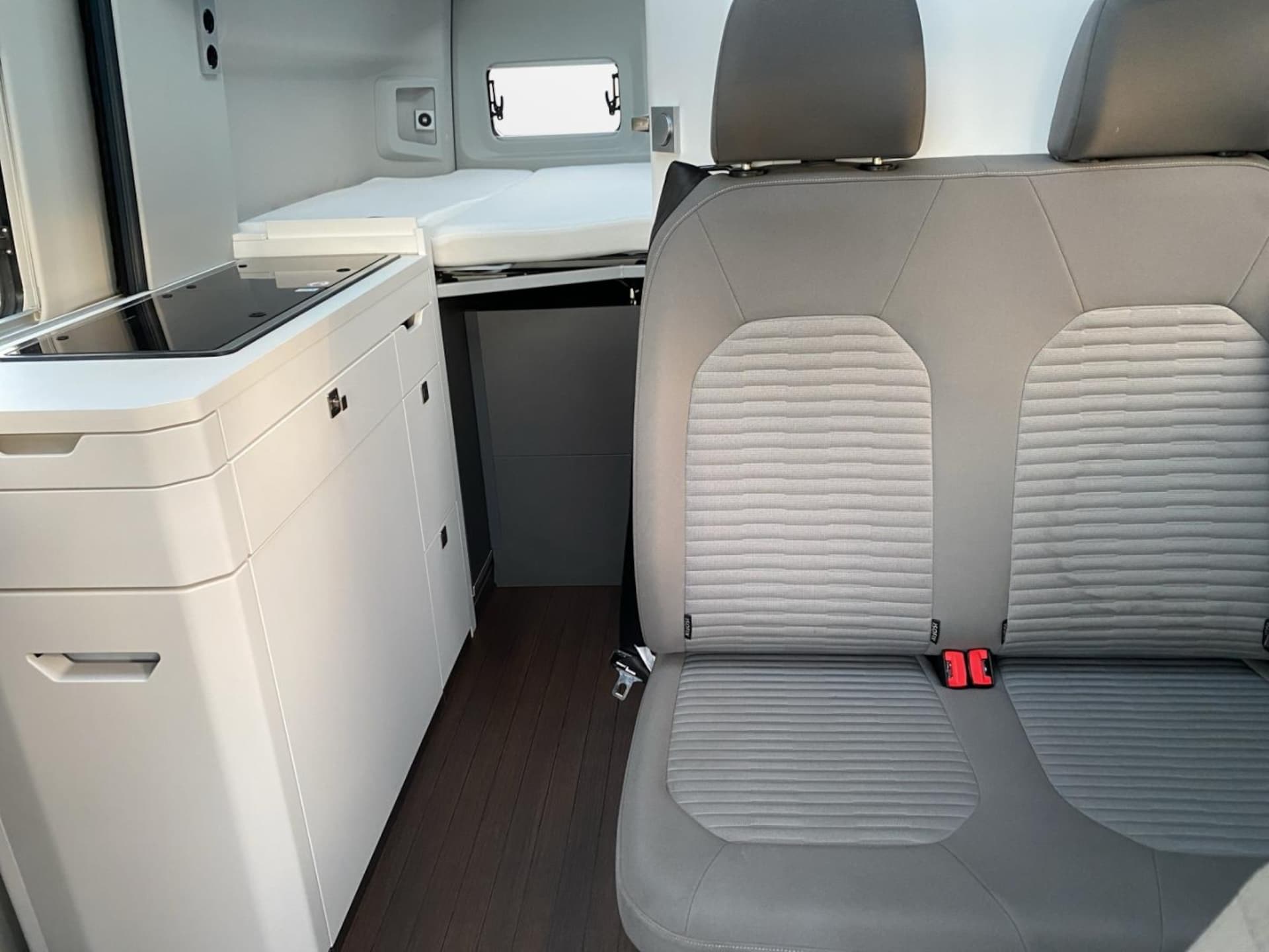 Volkswagen Grand California 600