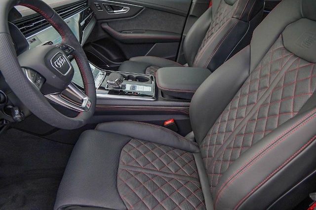 2026 Audi SQ8 Prestige - Photo 9