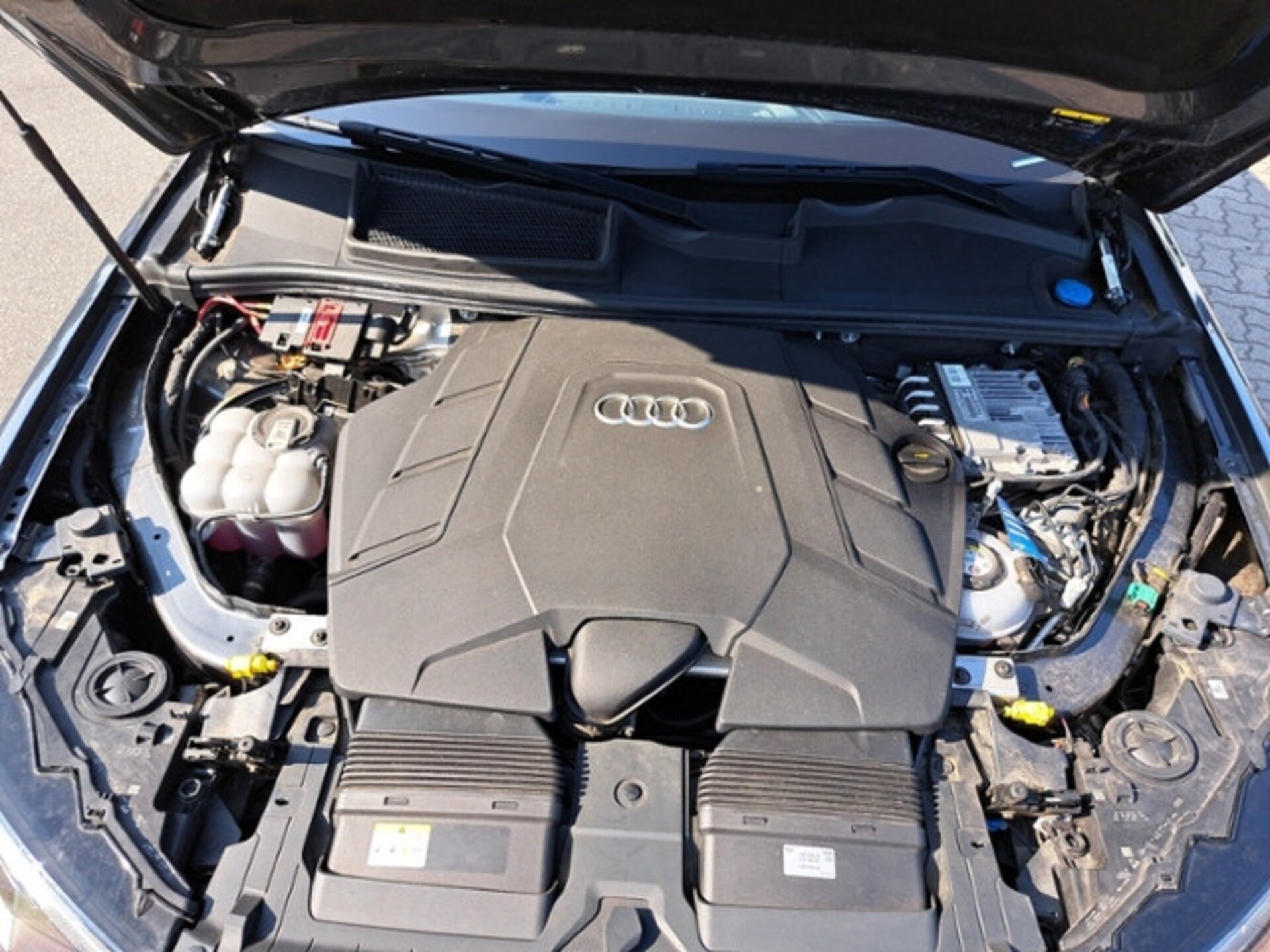 Audi Q7 SUV TFSI e S line