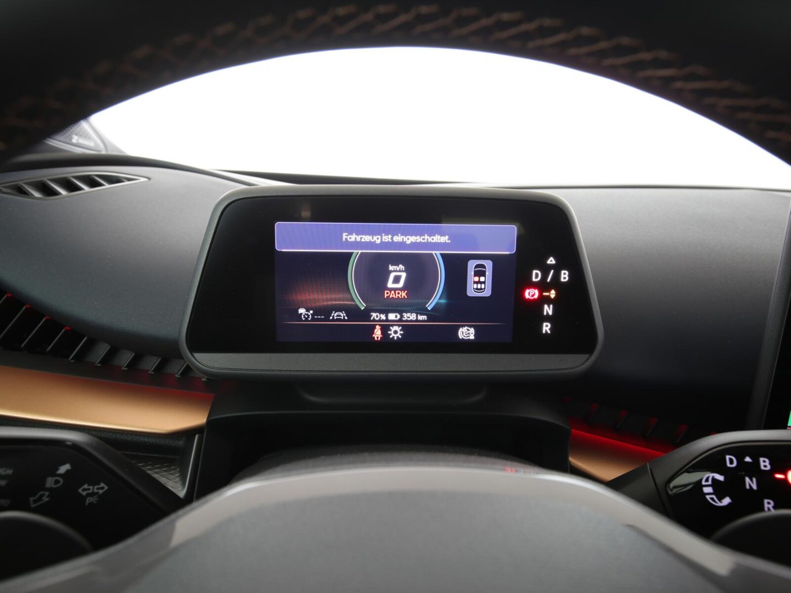 CUPRA Tavascan – Bild 12