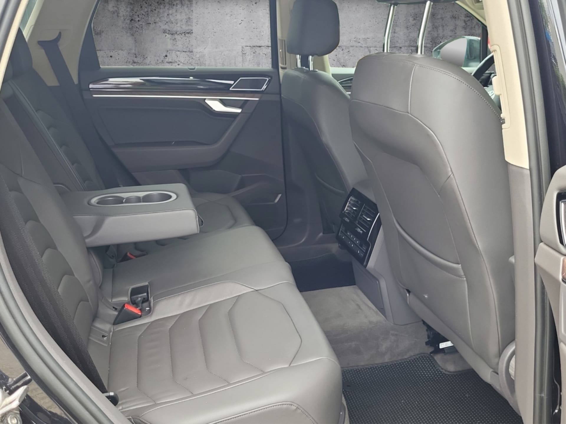 Volkswagen Touareg Atmosphere