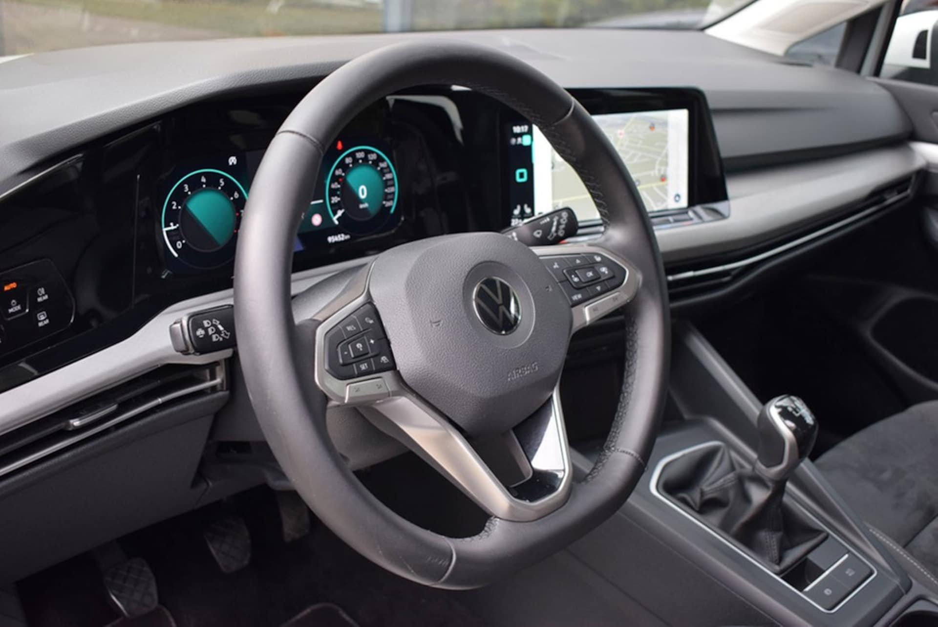 Volkswagen Golf Life