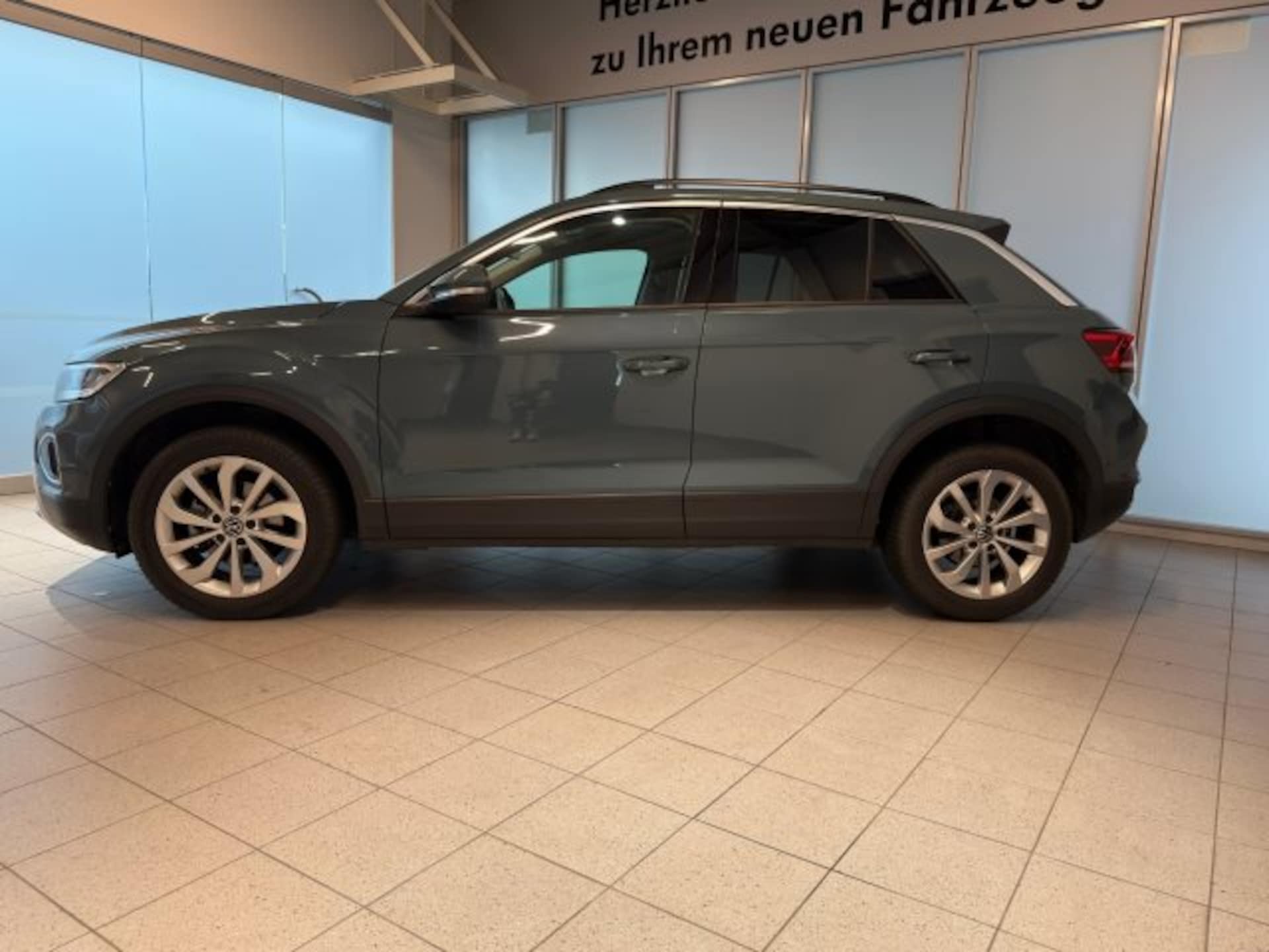 Volkswagen T-Roc Life