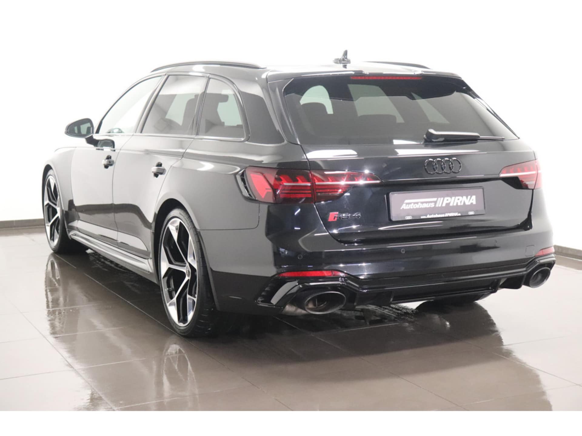 Audi RS 4 Avant