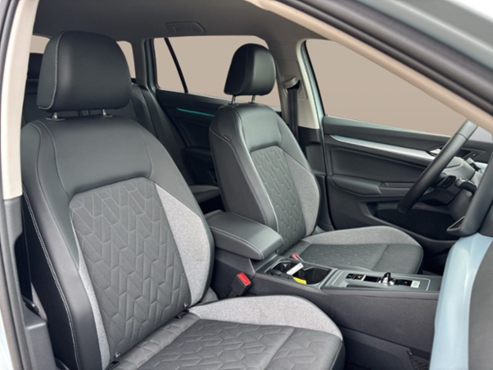 Volkswagen Golf Variant – Bild 16