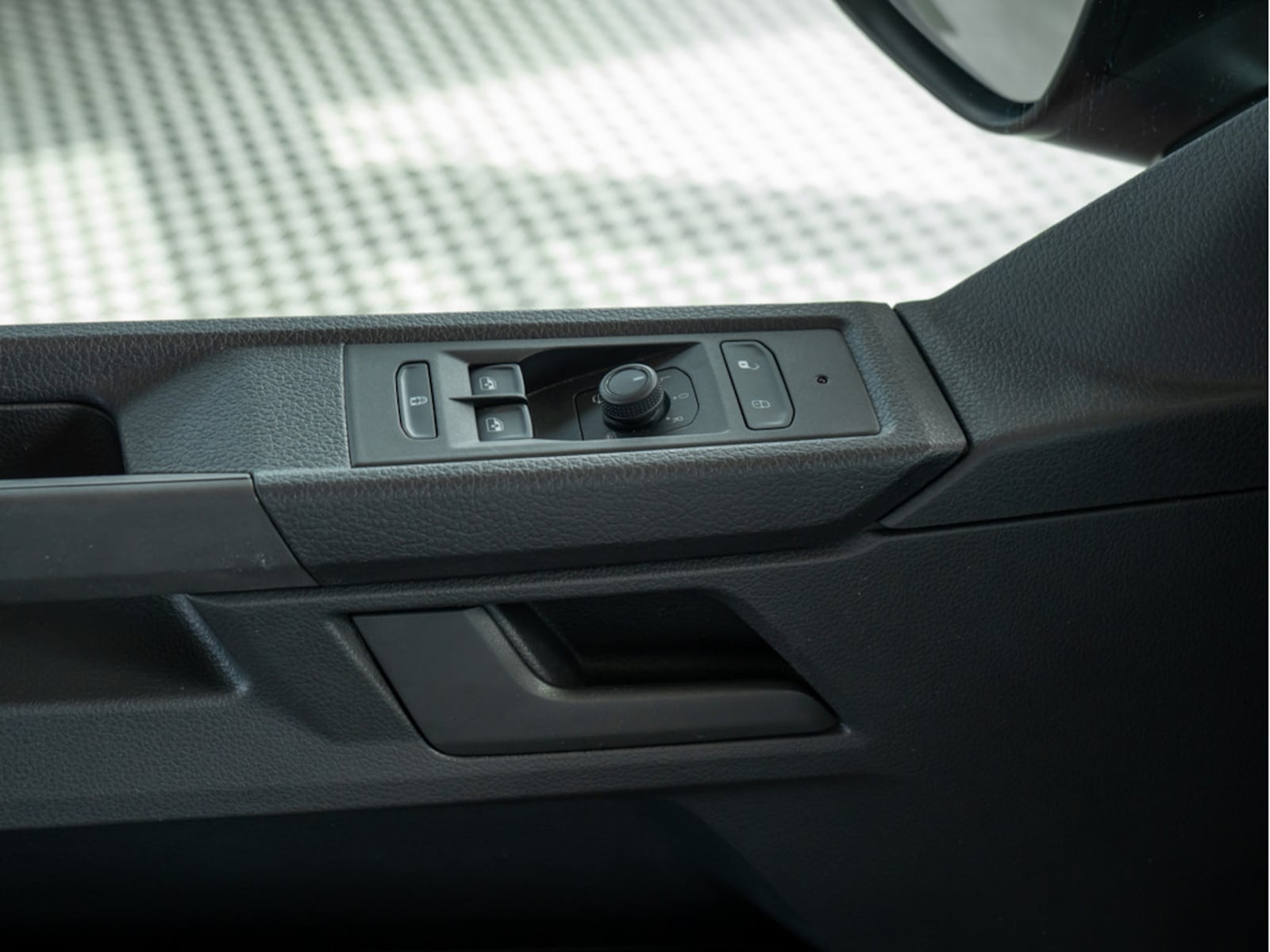 Volkswagen T6.1 California – Bild 18