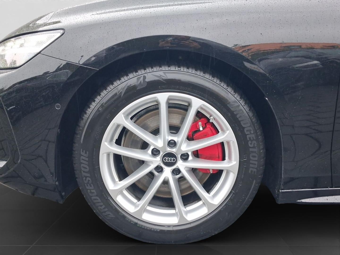 Bild über Audi A6 Avant TFSI quattro 270 kW S tronic - für weitere Informationen kontaktieren Sie den Audi Partner