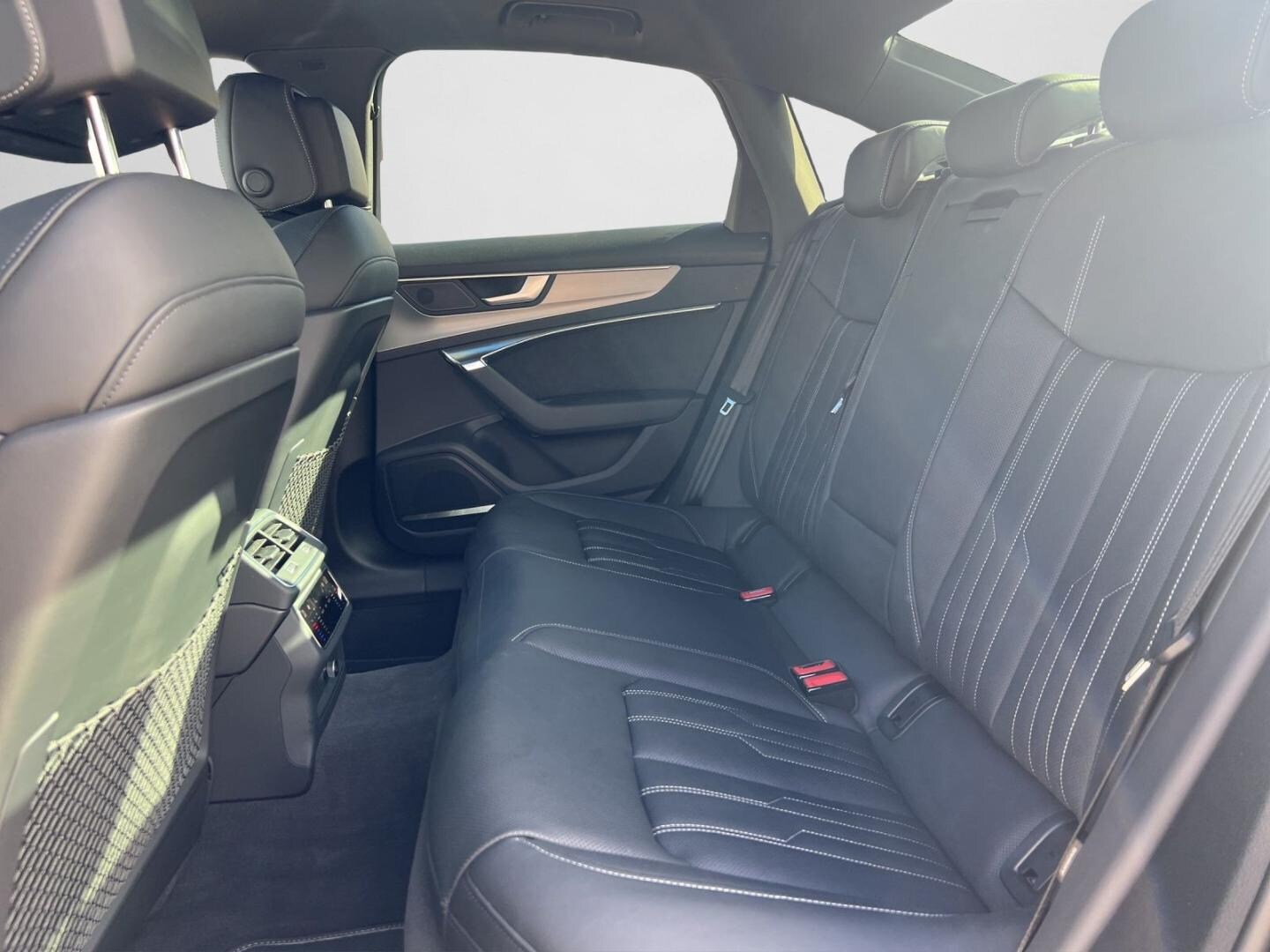 Bild über Audi S6 TDI quattro tiptronic - für weitere Informationen kontaktieren Sie den Audi Partner