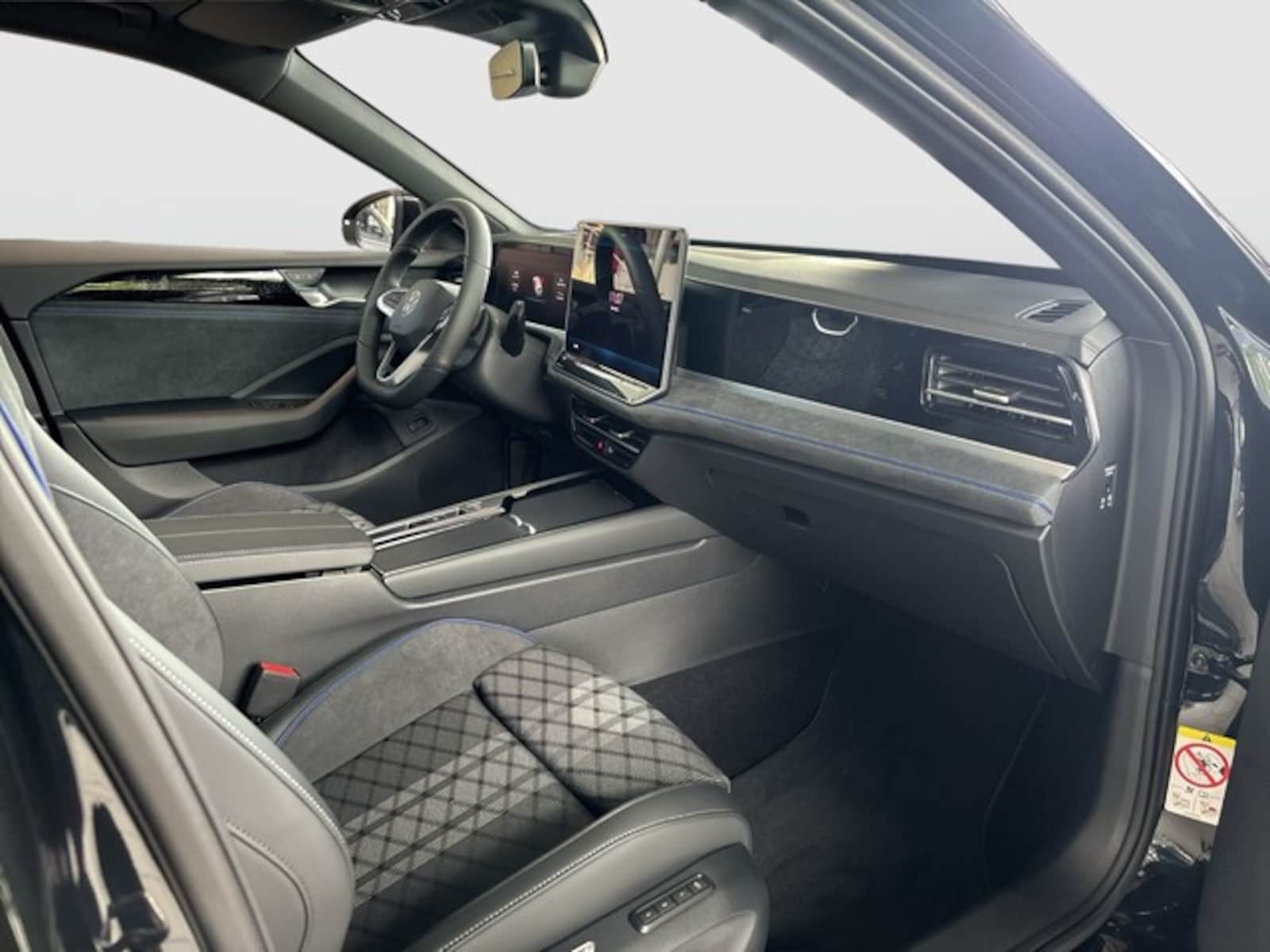 Volkswagen Passat – Bild 16