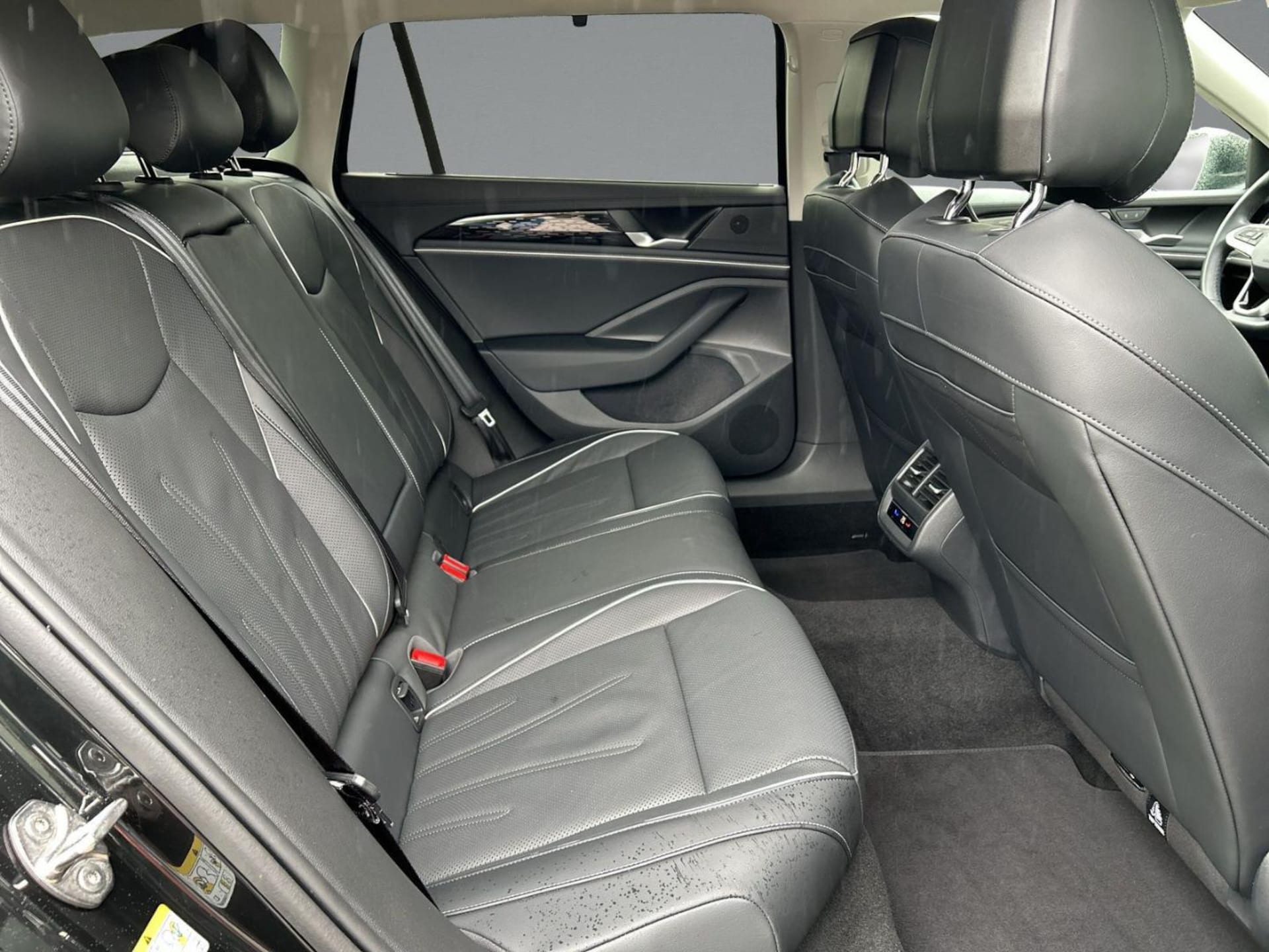 Volkswagen Passat Elegance