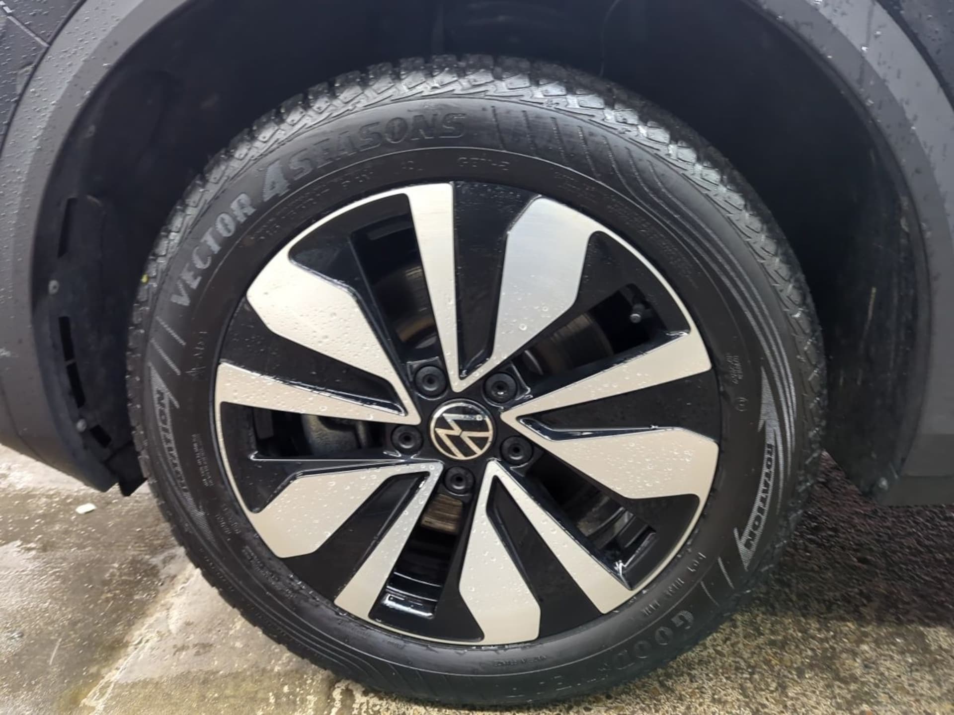 Volkswagen T-Roc Life