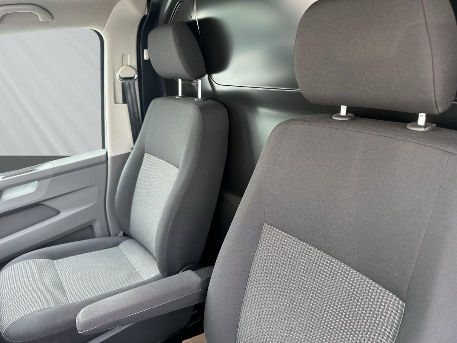 Volkswagen T6.1 Transporter Kasten kurzer Radstand
