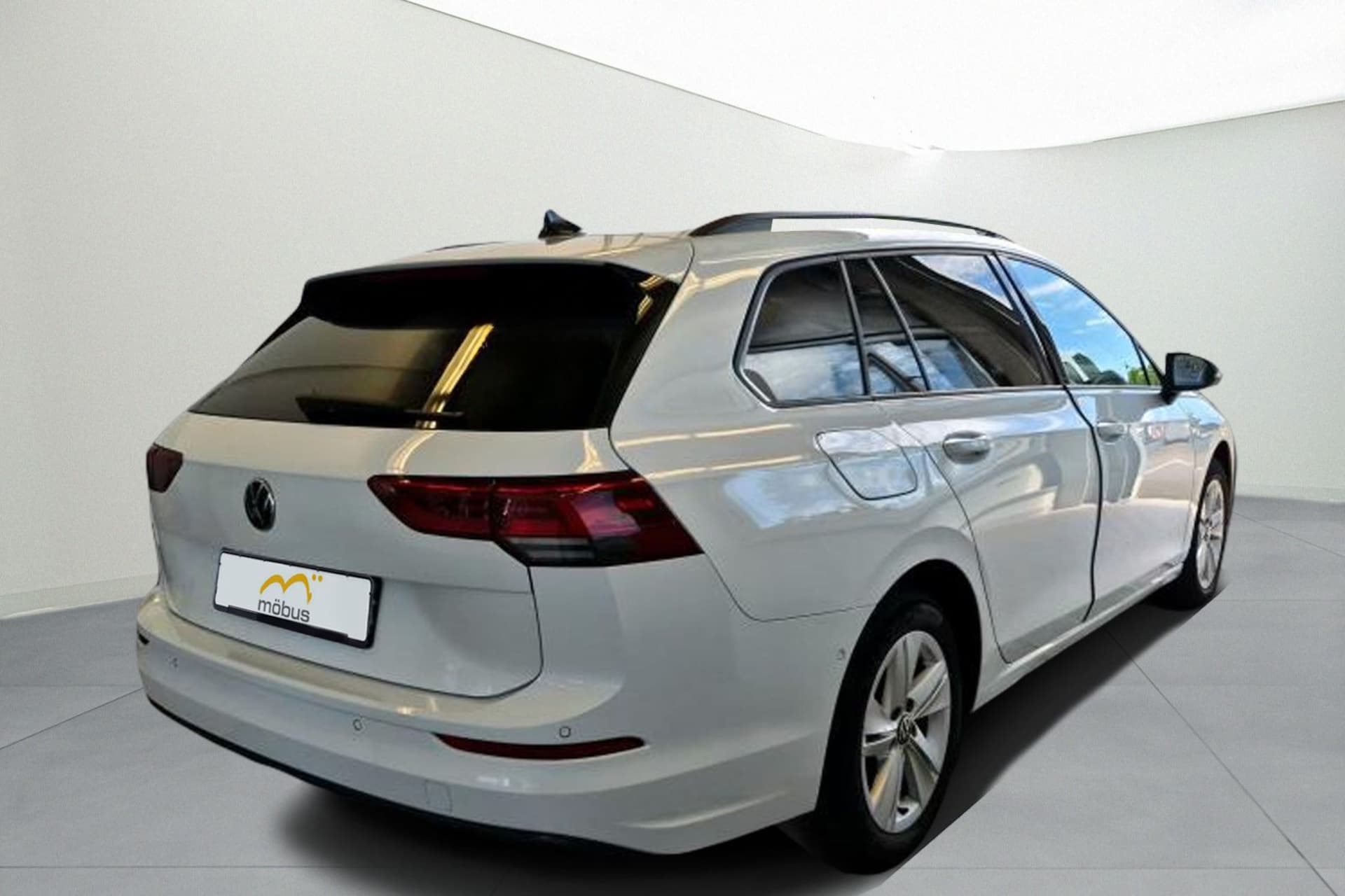 Volkswagen Golf Variant Life