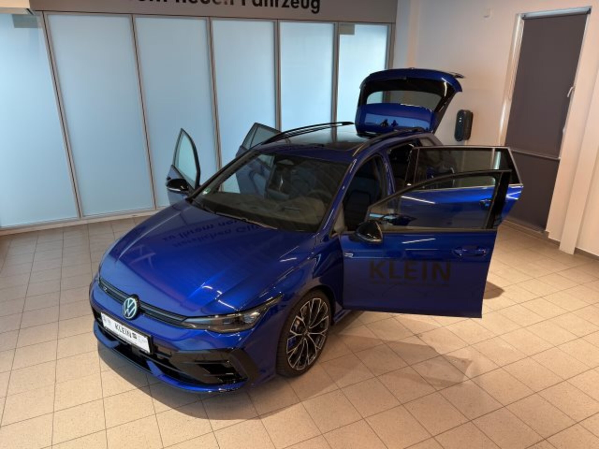 Volkswagen Golf Variant R