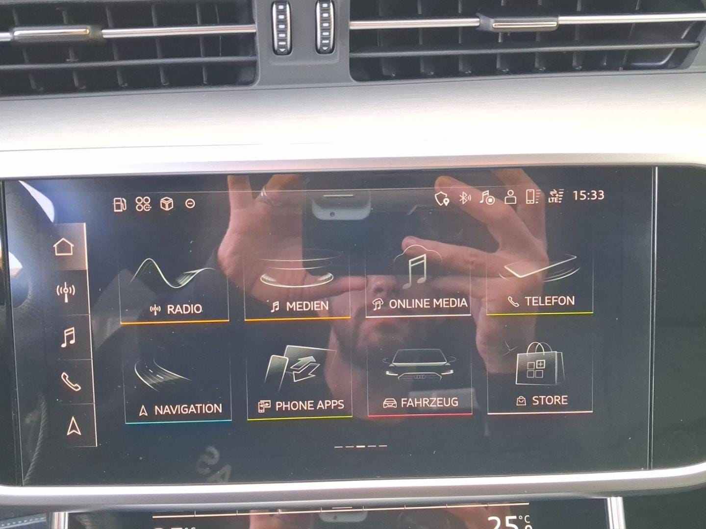 Bild über Audi S6 Avant TDI quattro tiptronic - für weitere Informationen kontaktieren Sie den Audi Partner