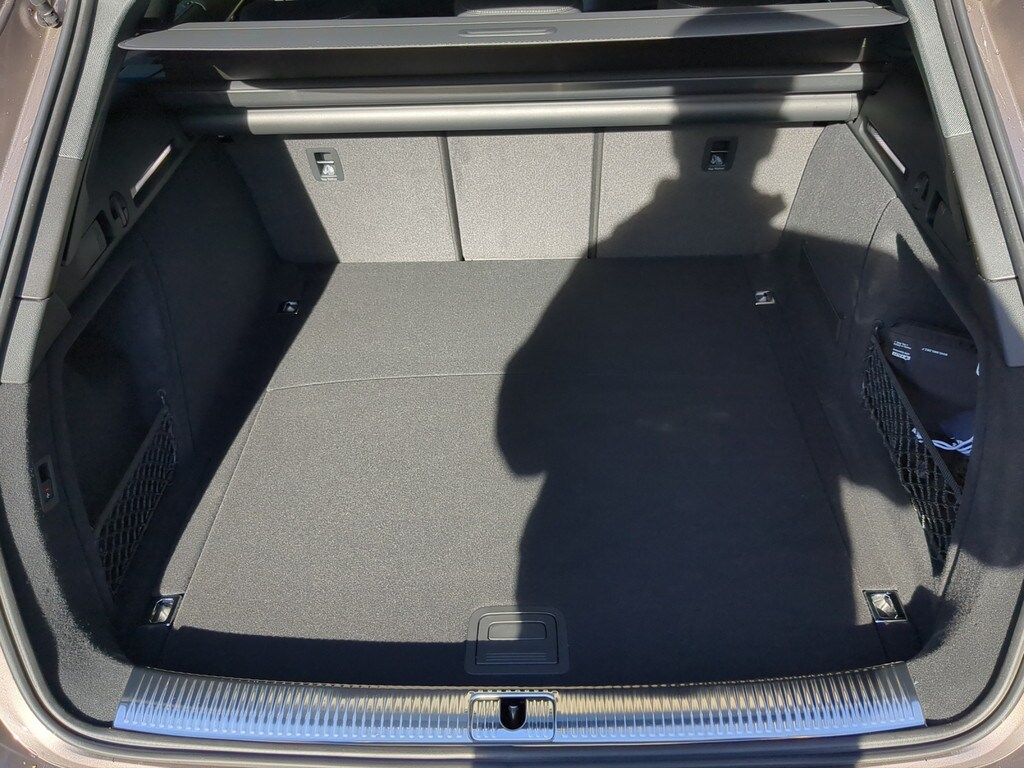 Image about Audi A4 Avant S line 40 TFSI quattro S tronic