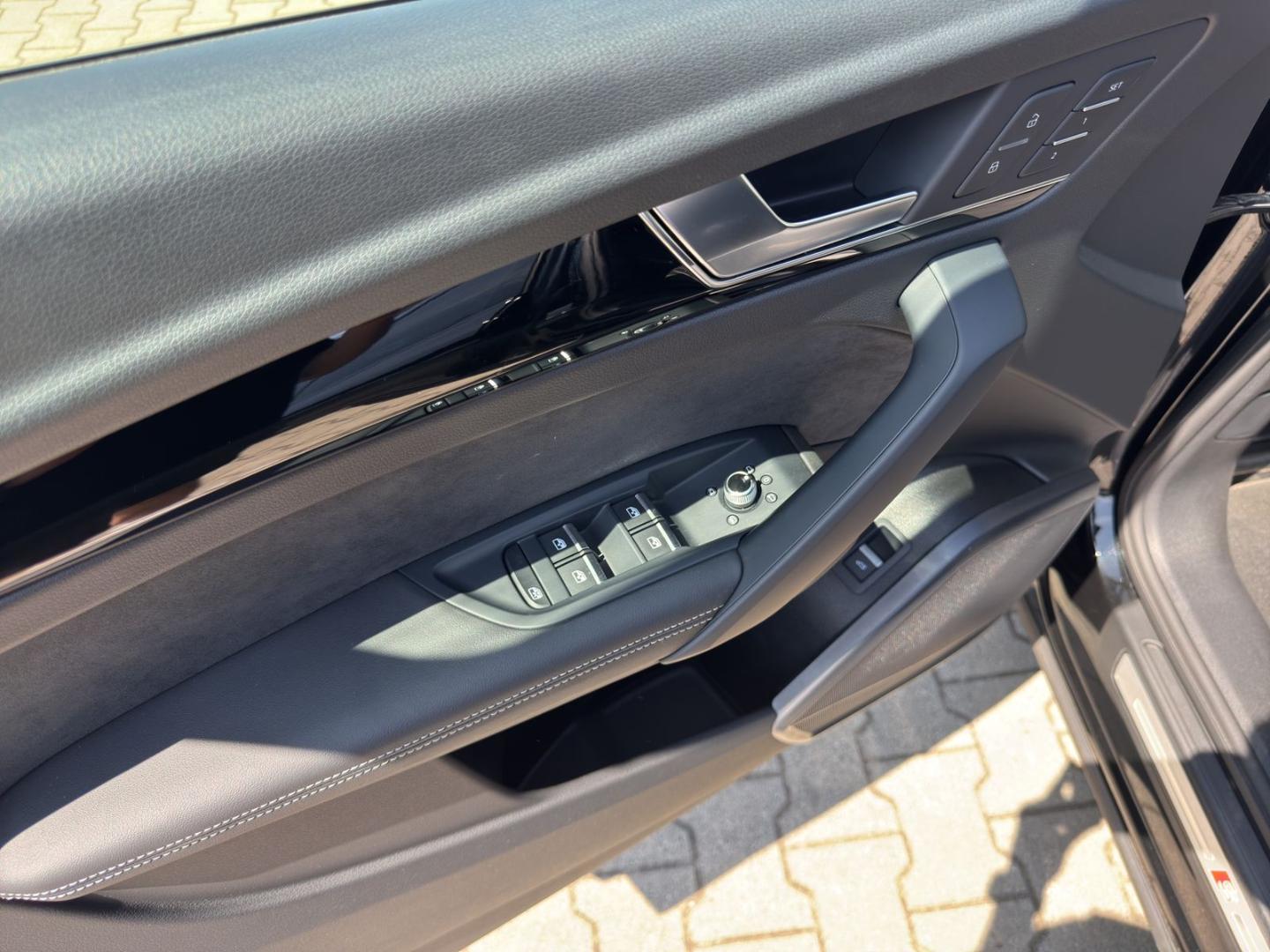 Image about Audi SQ5 Sportback TDI tiptronic