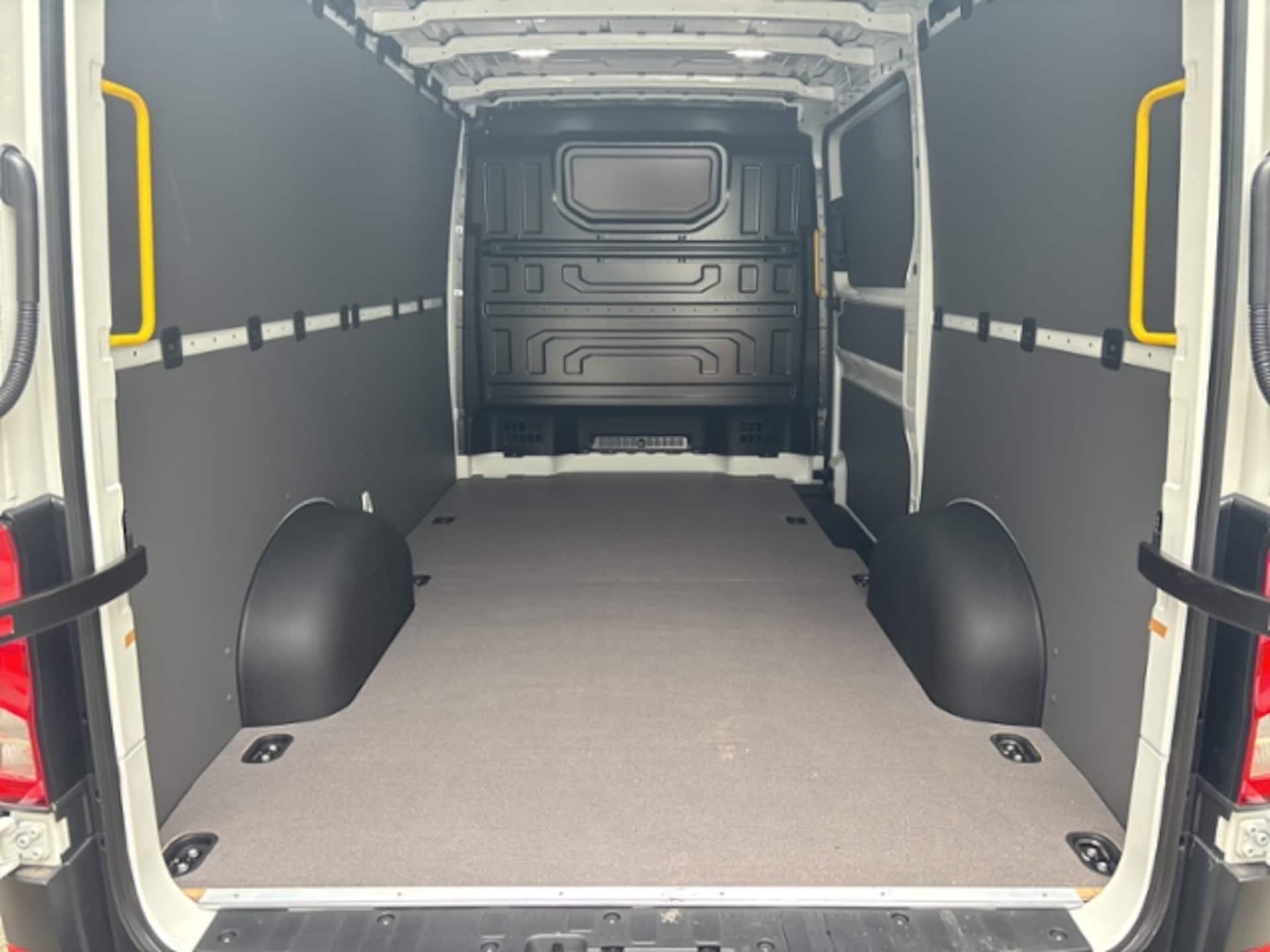 Volkswagen Crafter Kasten mittlerer Radstand