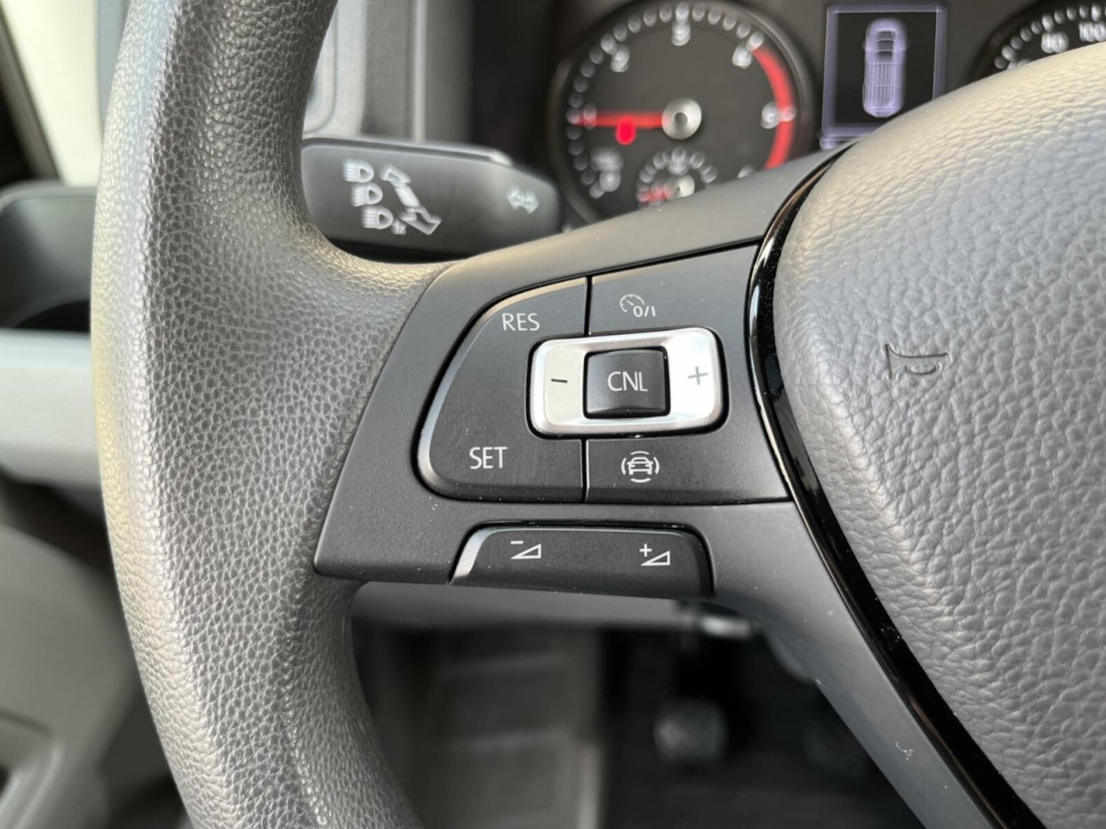 Volkswagen Crafter Kasten mittlerer Radstand – Bild 17