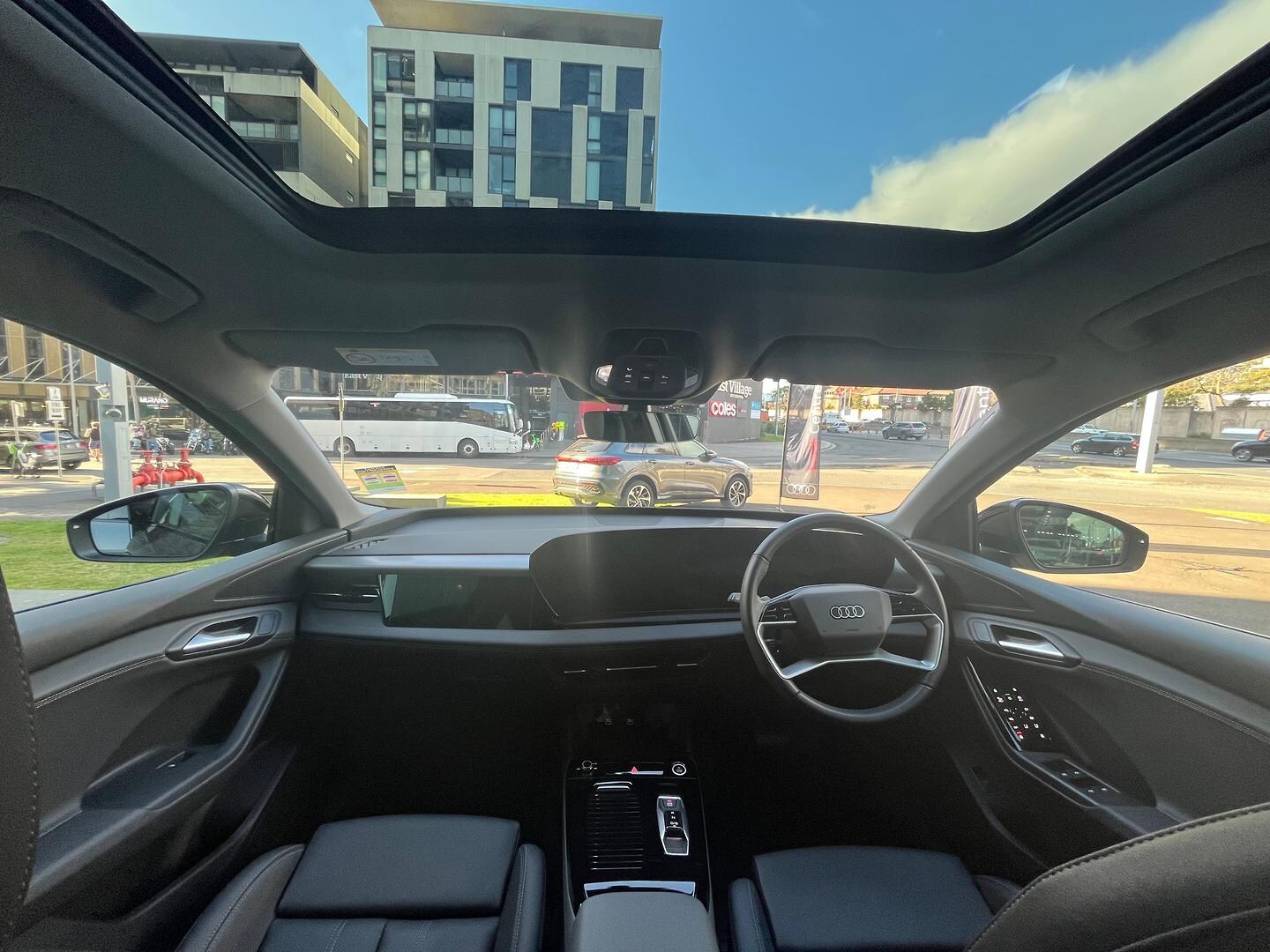 Image about Audi Q6 SUV e-tron e-tron performance