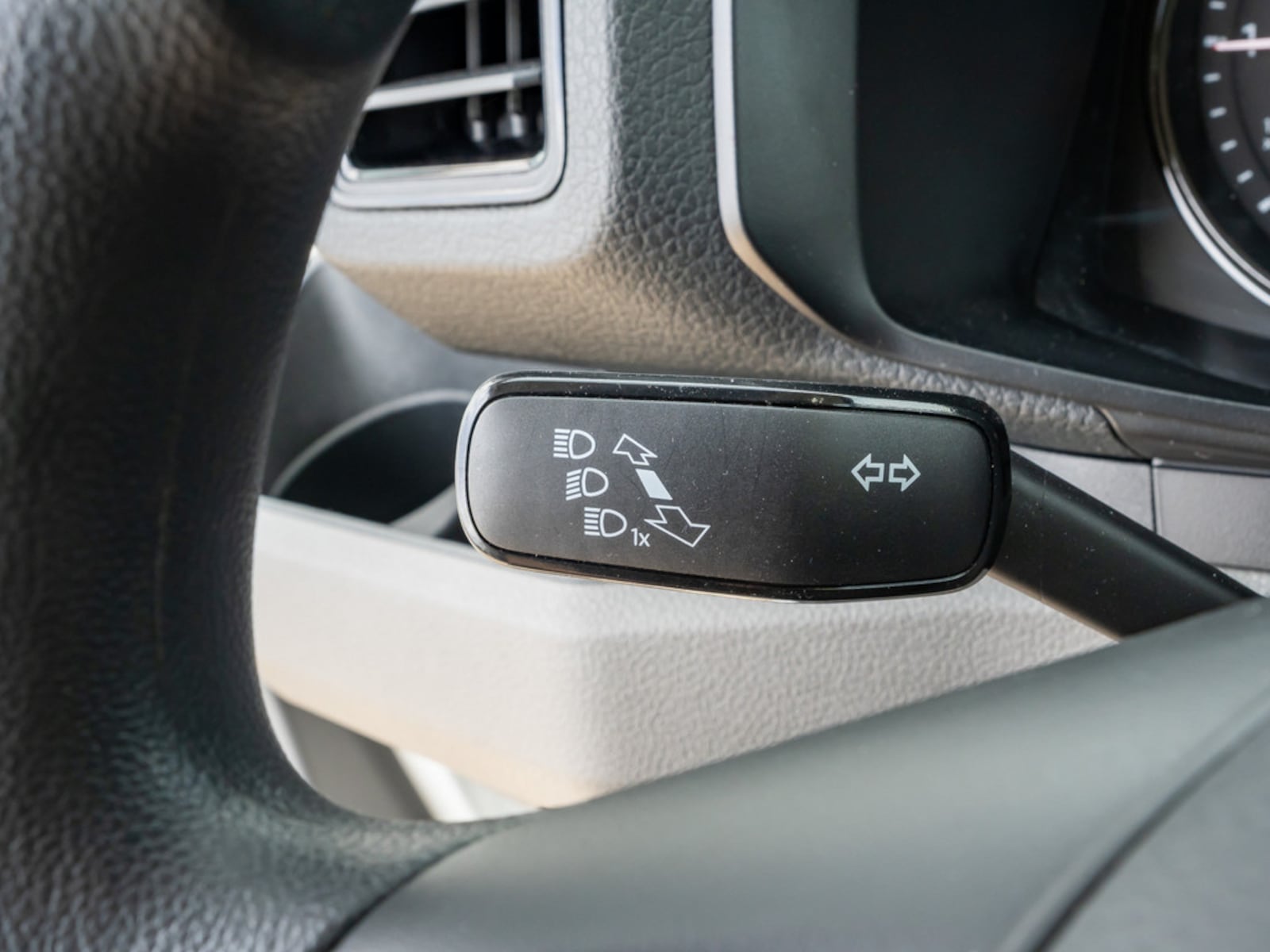 Volkswagen Crafter Kasten langer Radstand – Bild 16
