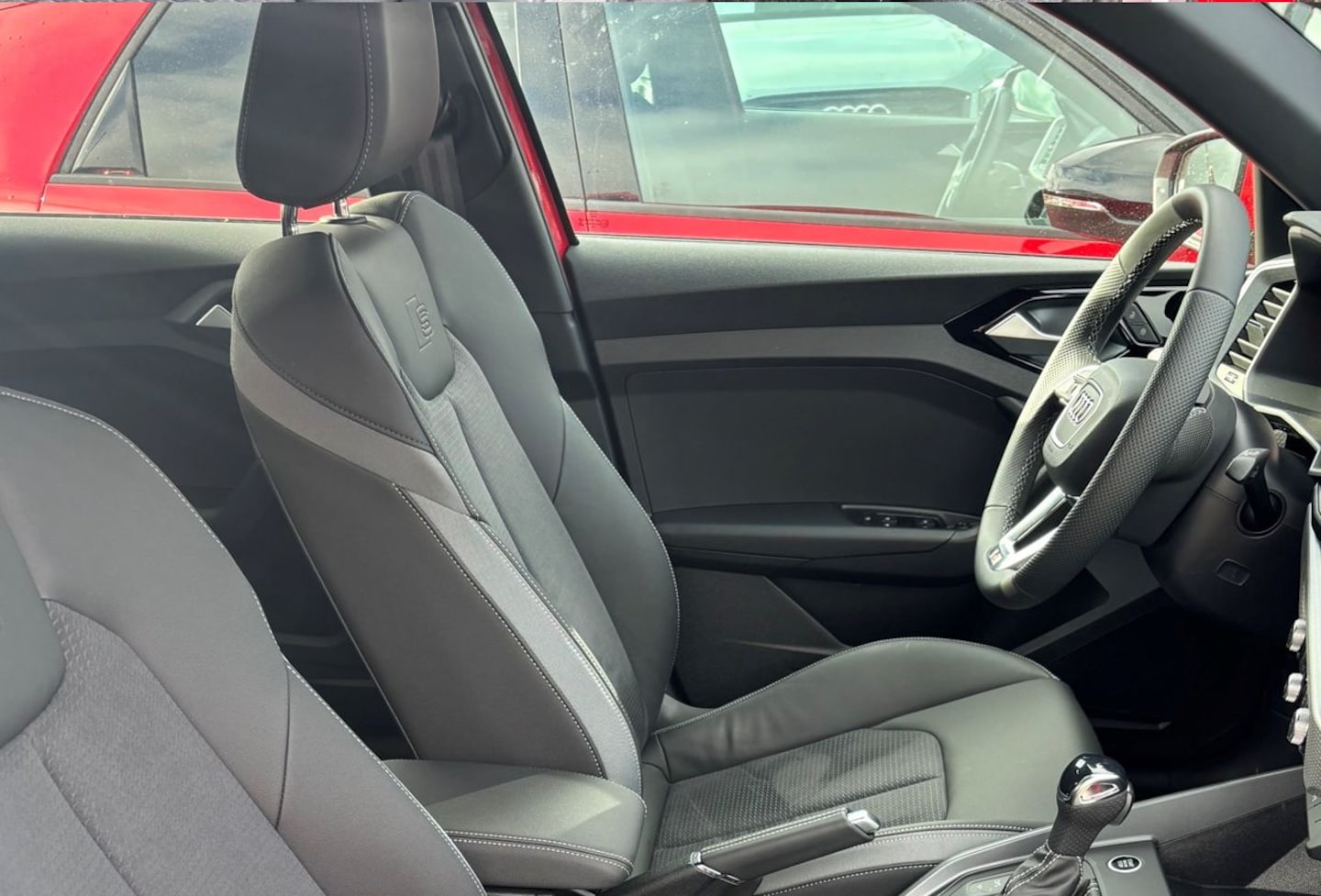 Bild über Audi A1 allstreet 35 TFSI S tronic - für weitere Informationen kontaktieren Sie den Audi Partner