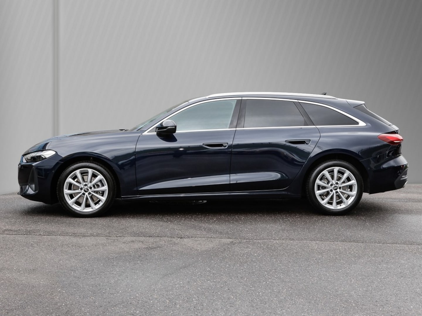 Bild über Audi A5 Avant TFSI quattro S tronic - für weitere Informationen kontaktieren Sie den Audi Partner