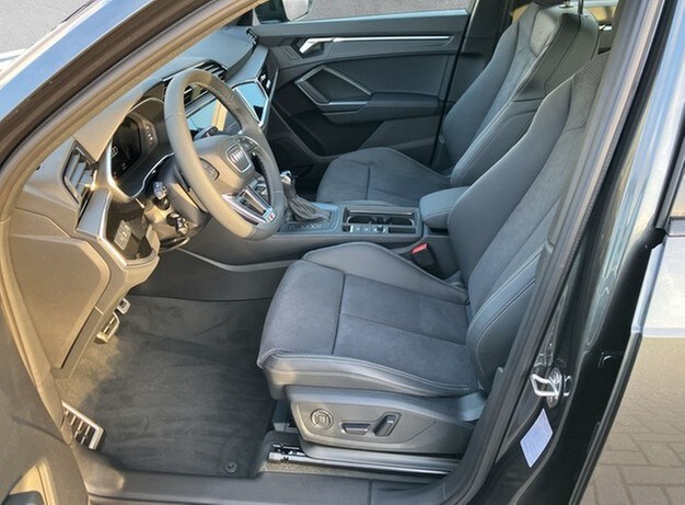 Image about Audi Q3 S line 40 TDI quattro S tronic