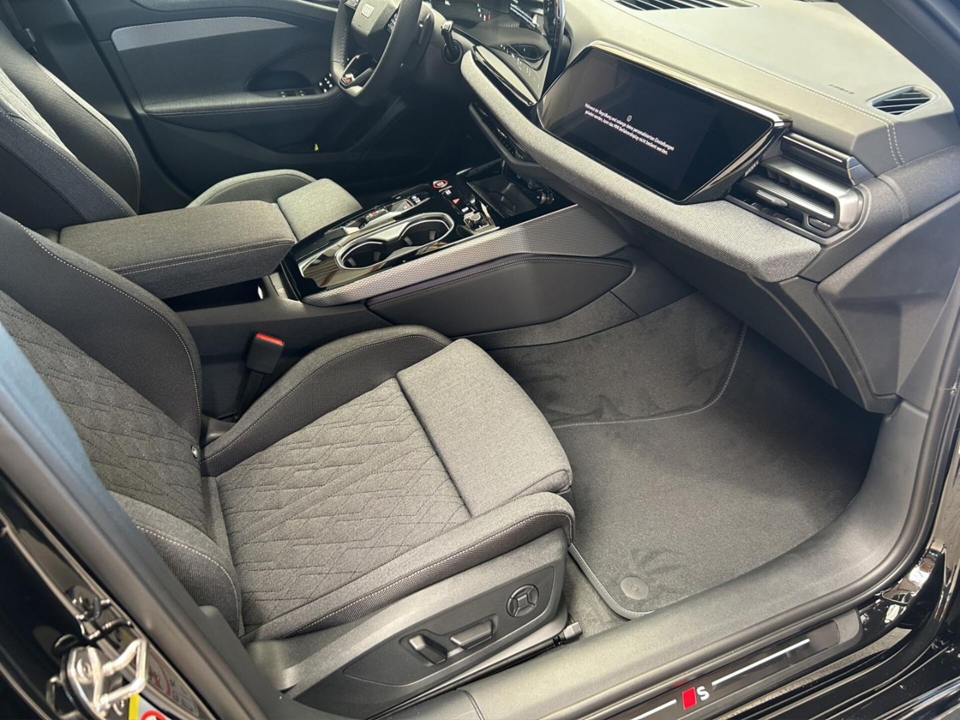 Audi A6 Avant edition one