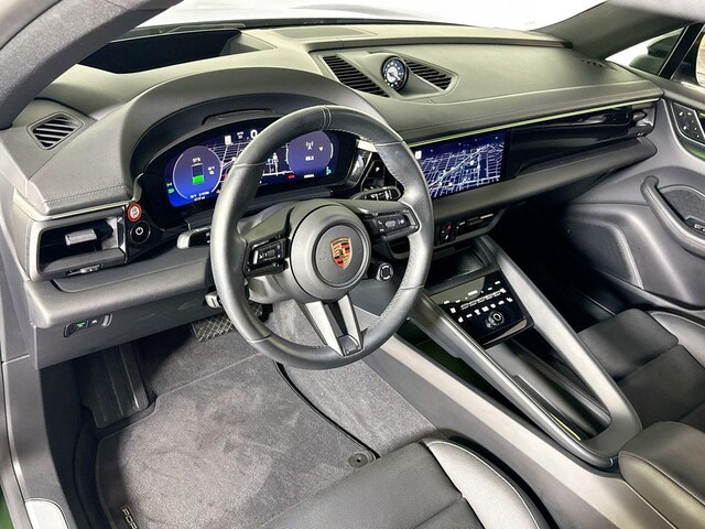 2025 Porsche Macan Electric