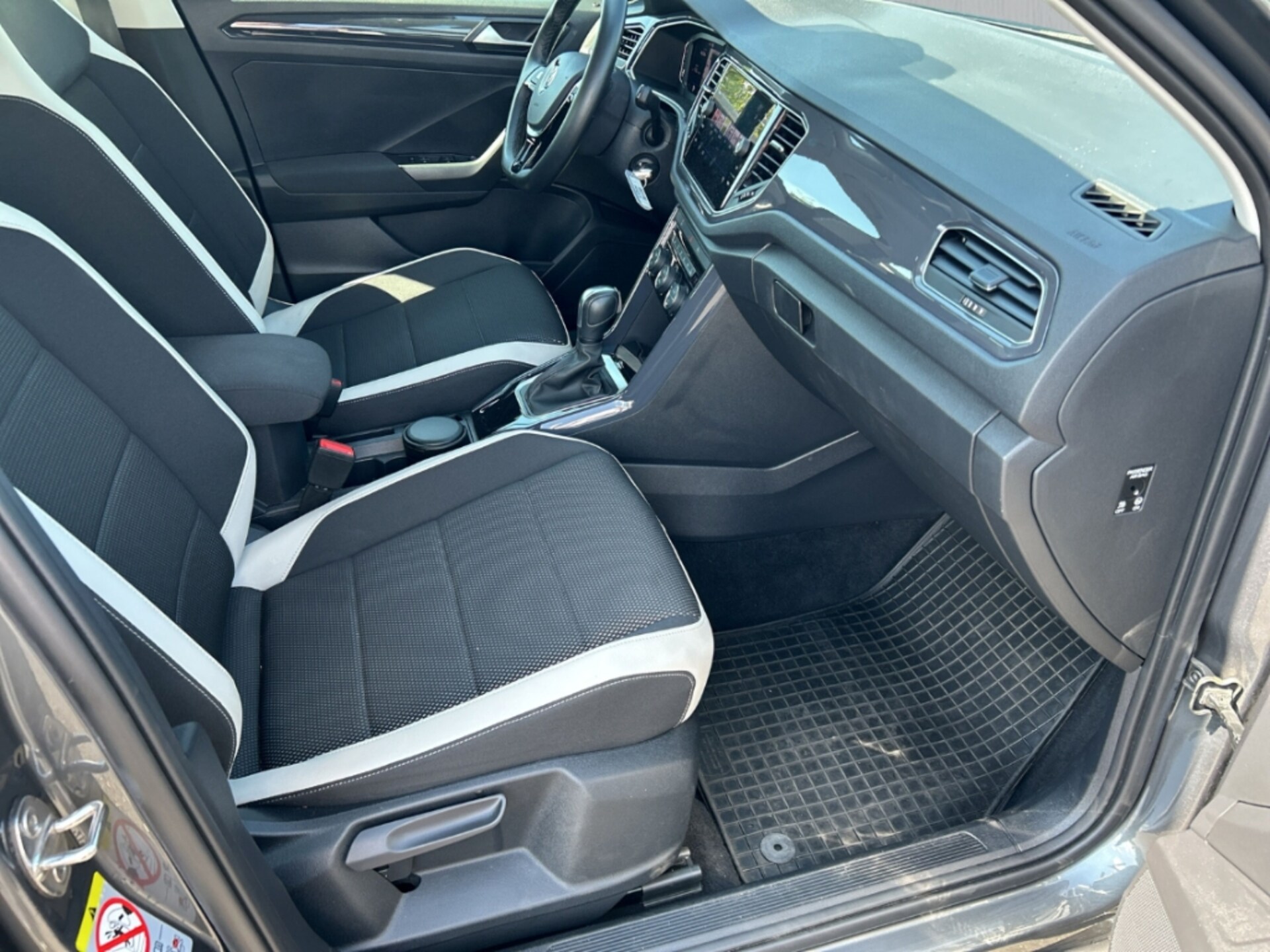 Volkswagen T-Roc Sport
